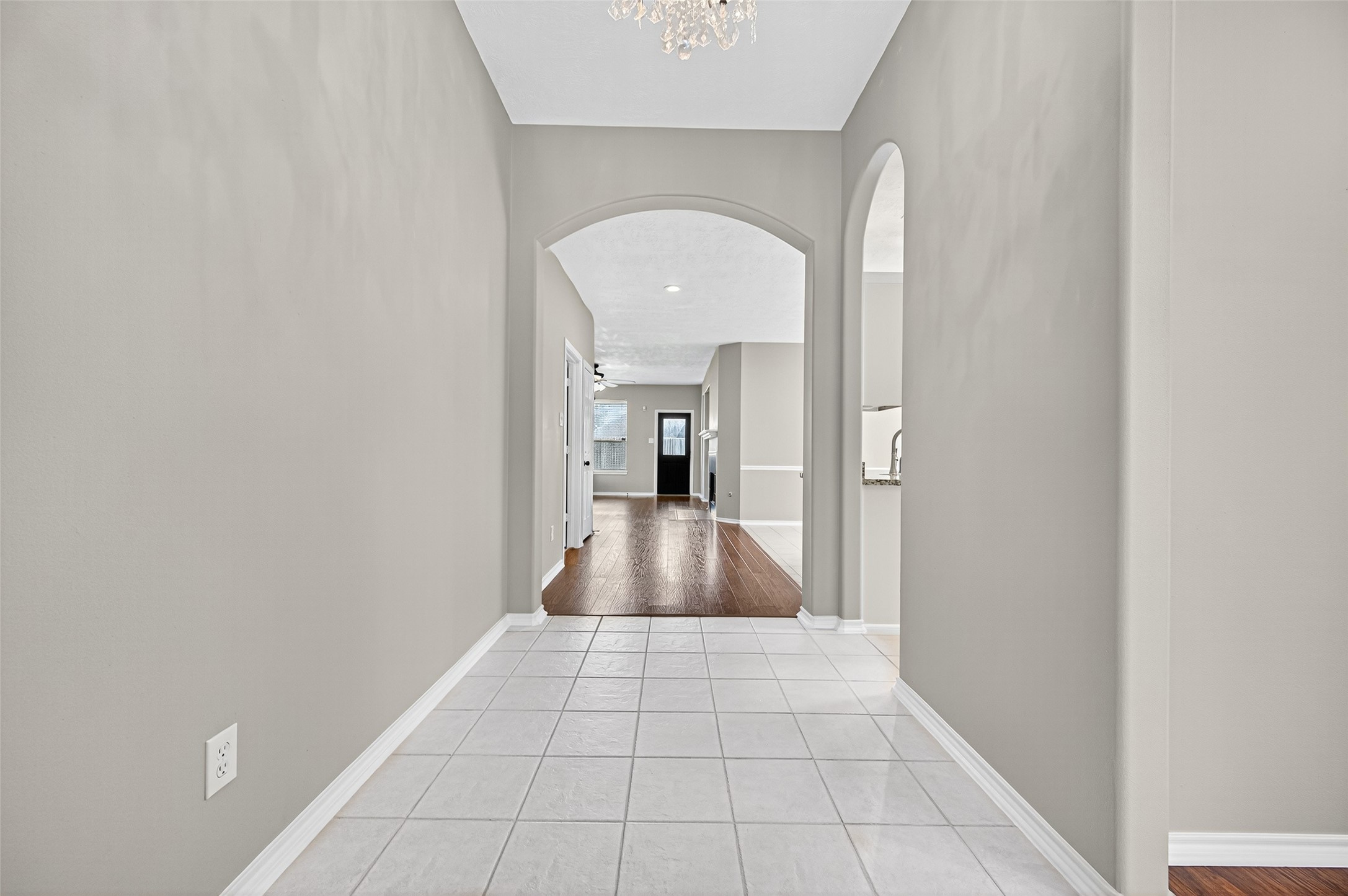 Foyer views to back of the house