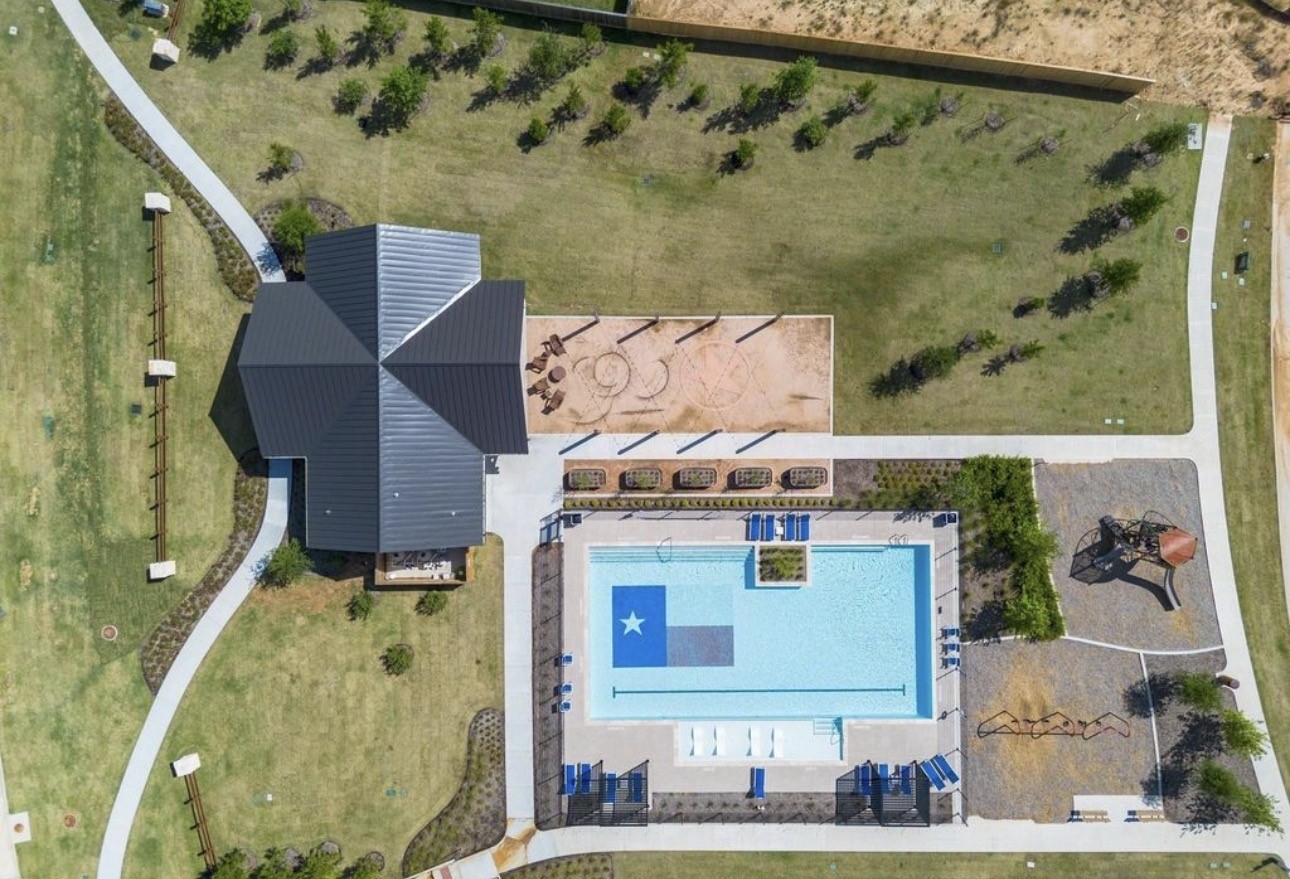 930 Silver Buckle Lane, Montgomery, TX 77356