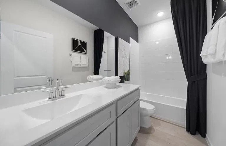 Model home photo for illustration purposes only. Features, finishes, and upgrades may vary.