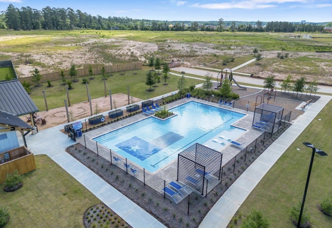 930 Silver Buckle Lane, Montgomery, TX 77356