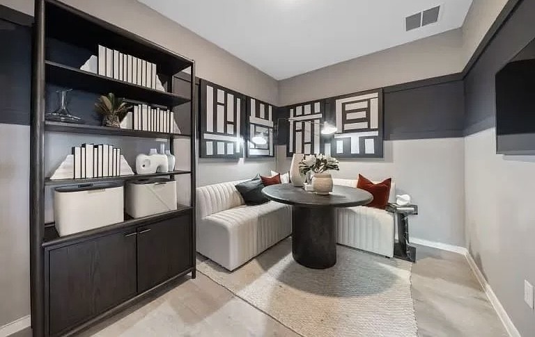 Model home photo for illustration purposes only. Features, finishes, and upgrades may vary.