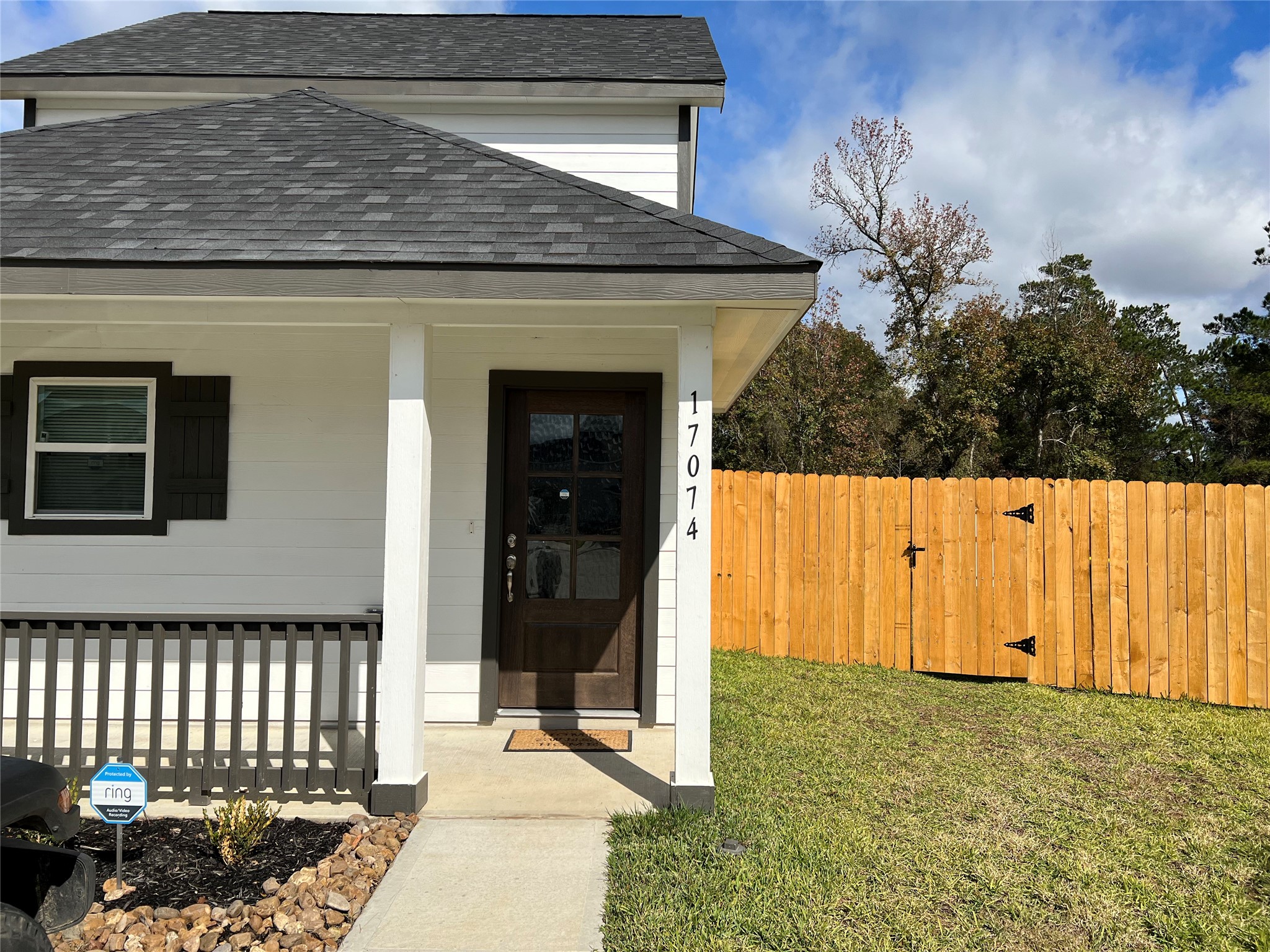 17074 Marie Village Drive, Conroe, TX 77306