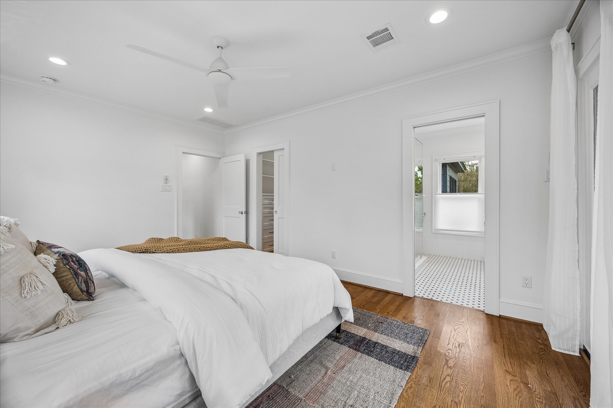 636 Pizer Street, Houston, TX 77009