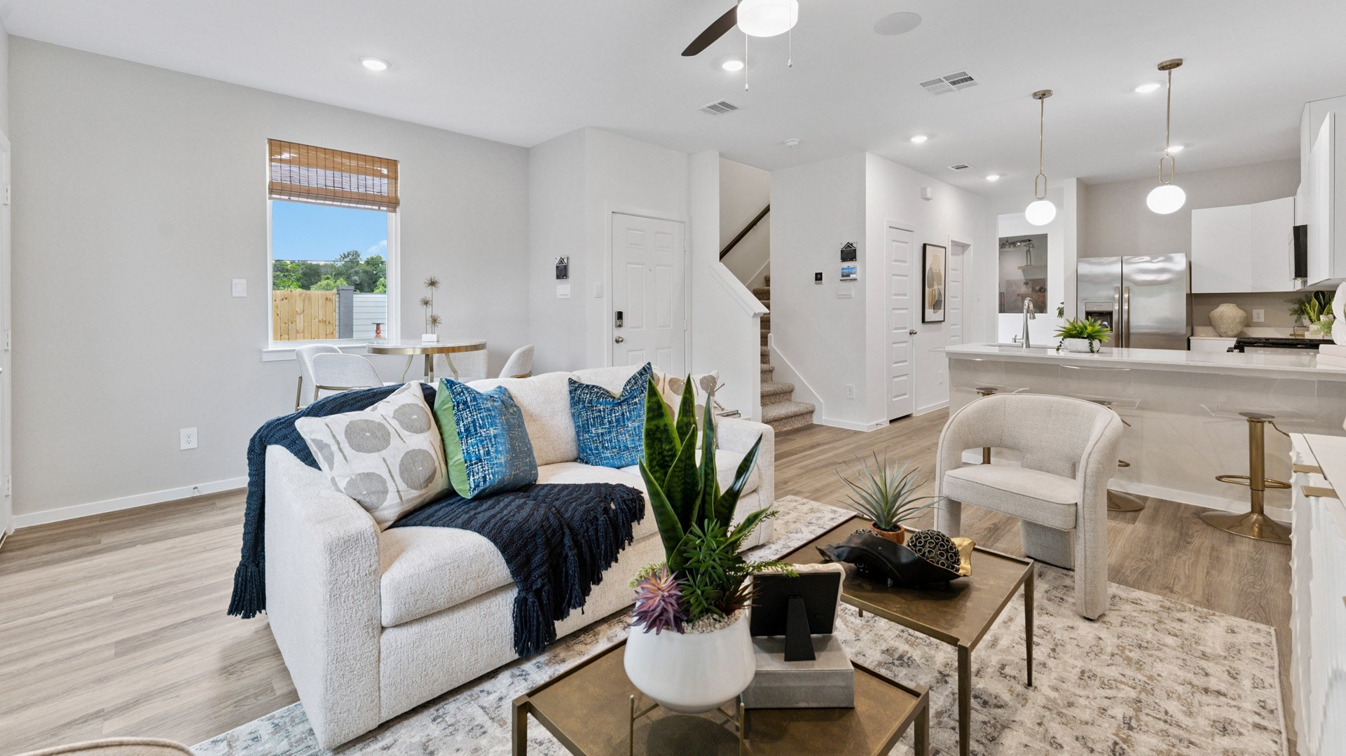 5905 Manning Oaks Street, Houston, TX 77091