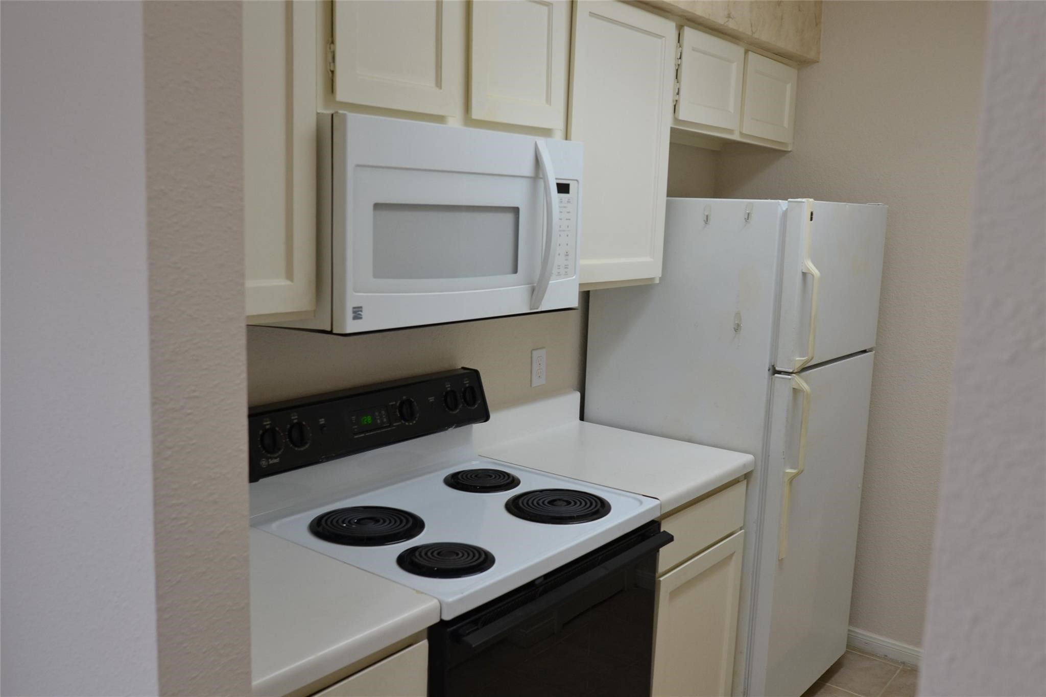 6111 Beverly Hill Street, #43, Houston, TX 77057