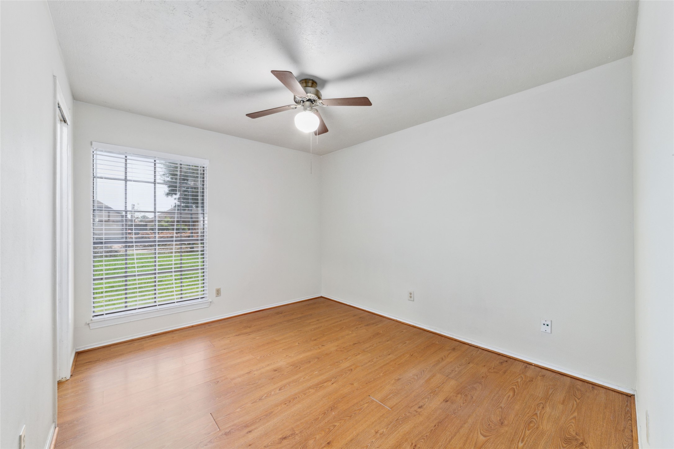 14210 Swanfield Drive, Houston, TX 77083