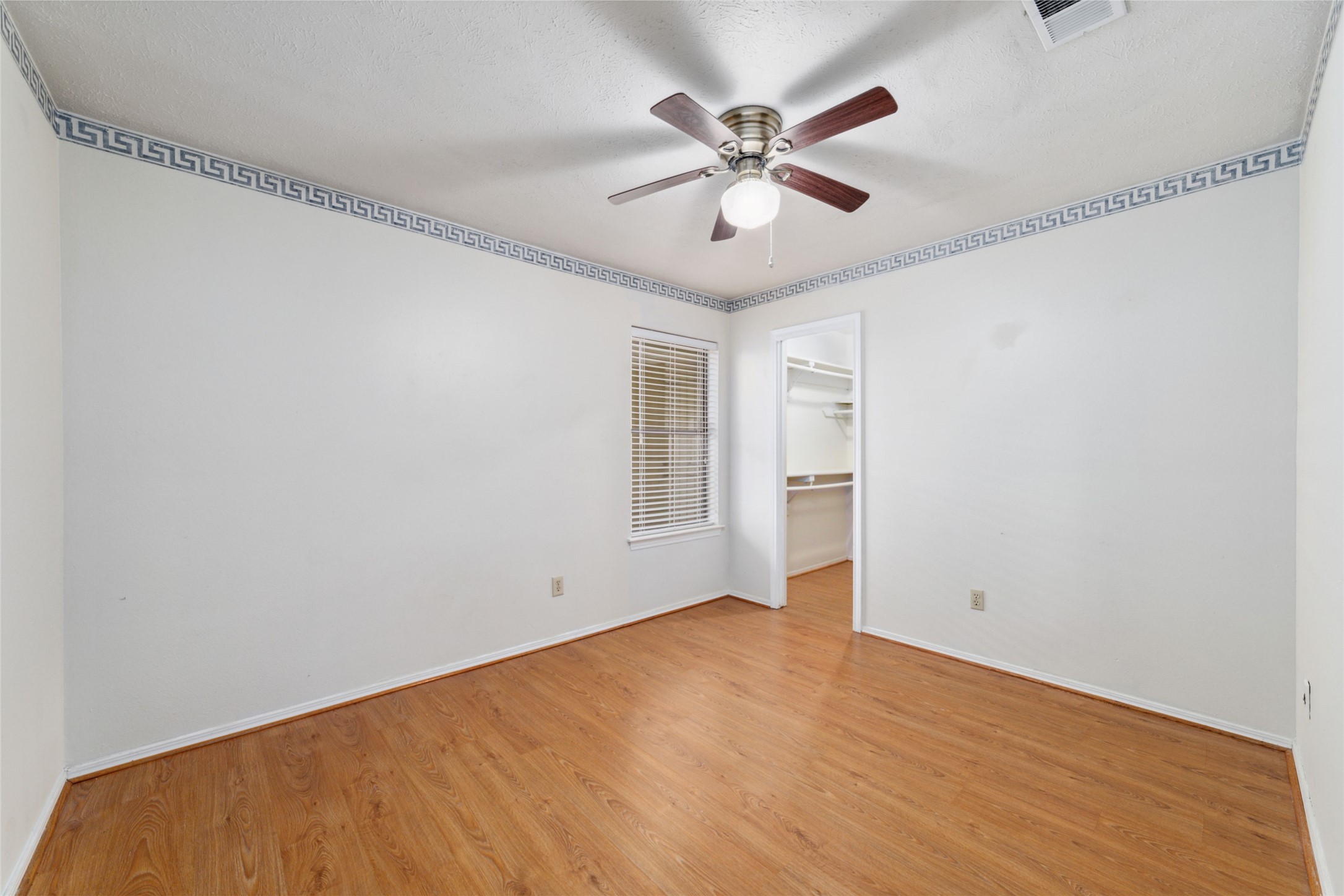 14210 Swanfield Drive, Houston, TX 77083