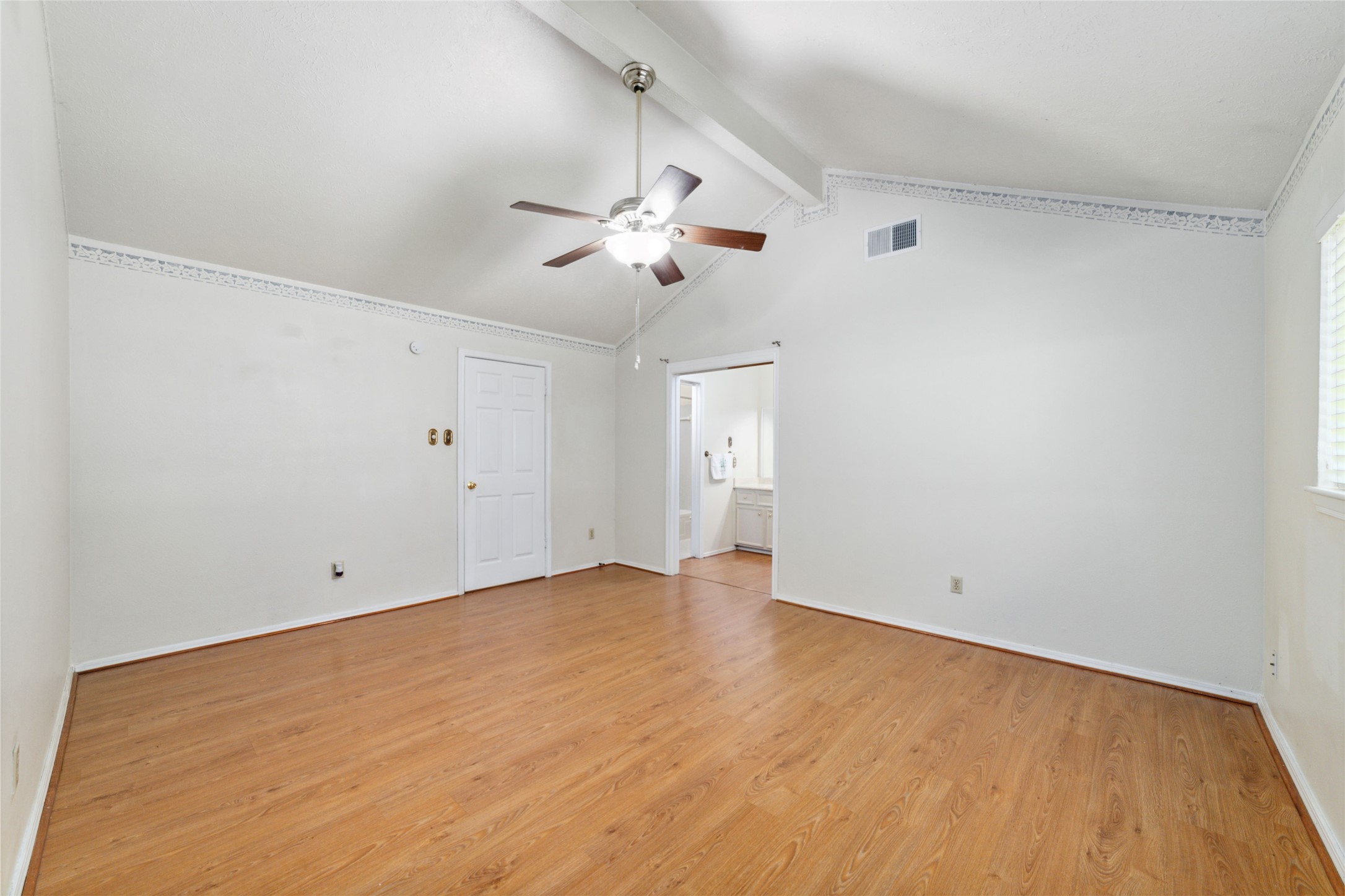 14210 Swanfield Drive, Houston, TX 77083