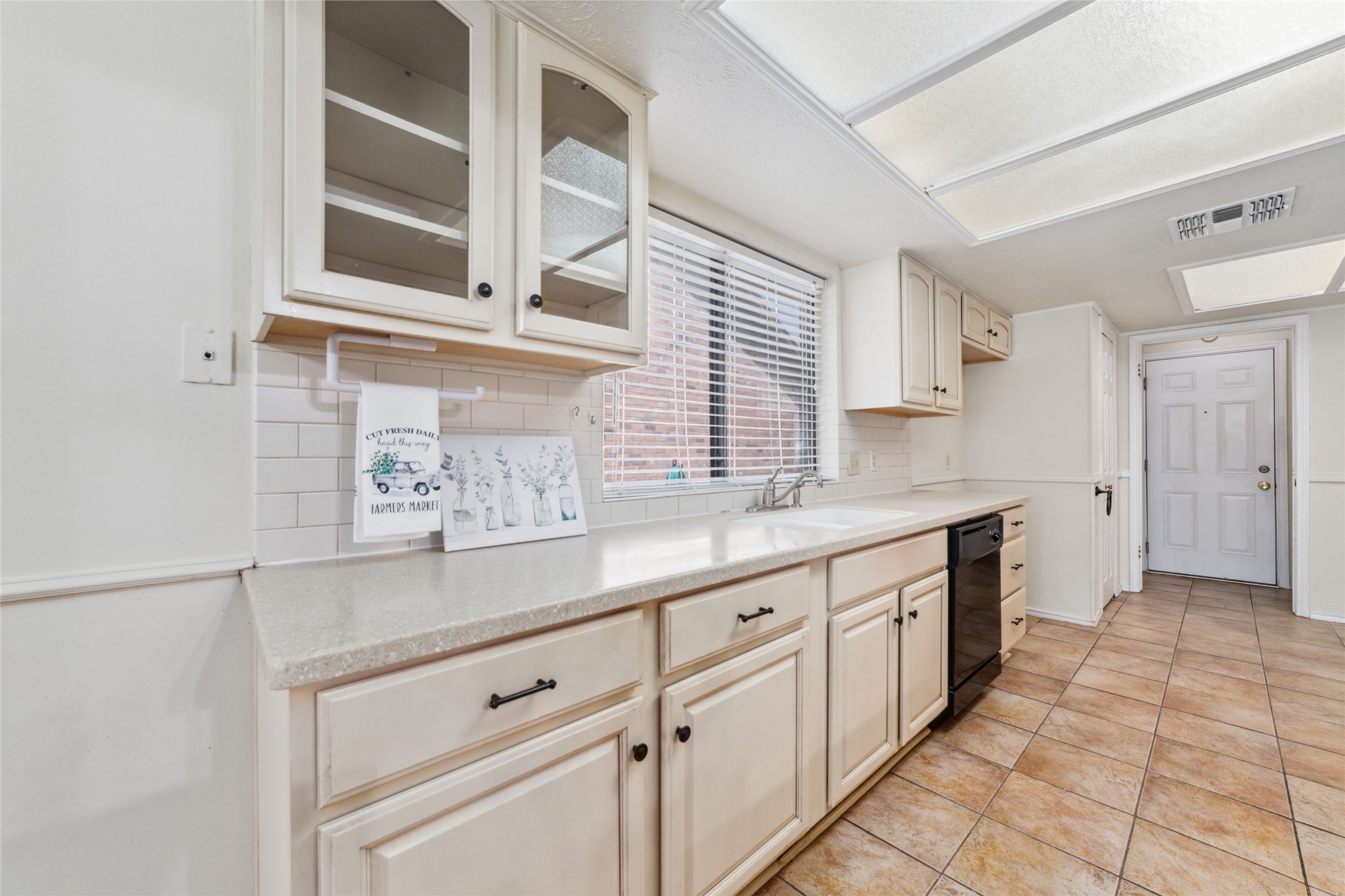 14210 Swanfield Drive, Houston, TX 77083