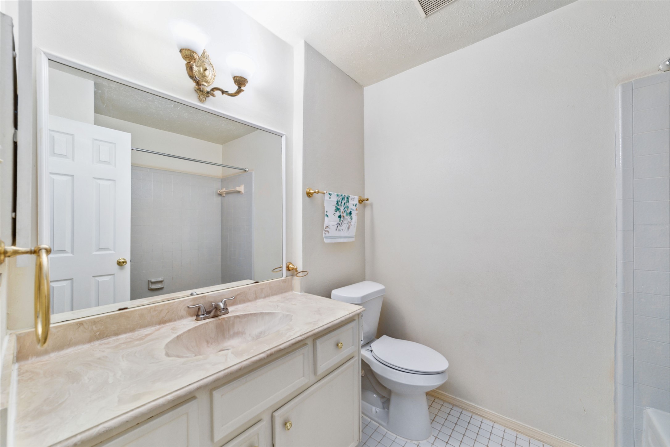 14210 Swanfield Drive, Houston, TX 77083