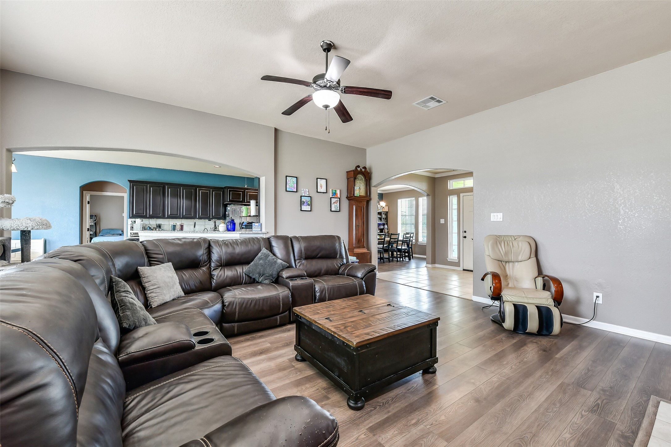 7829 N Humble Camp Road, Texas City, TX 77539
