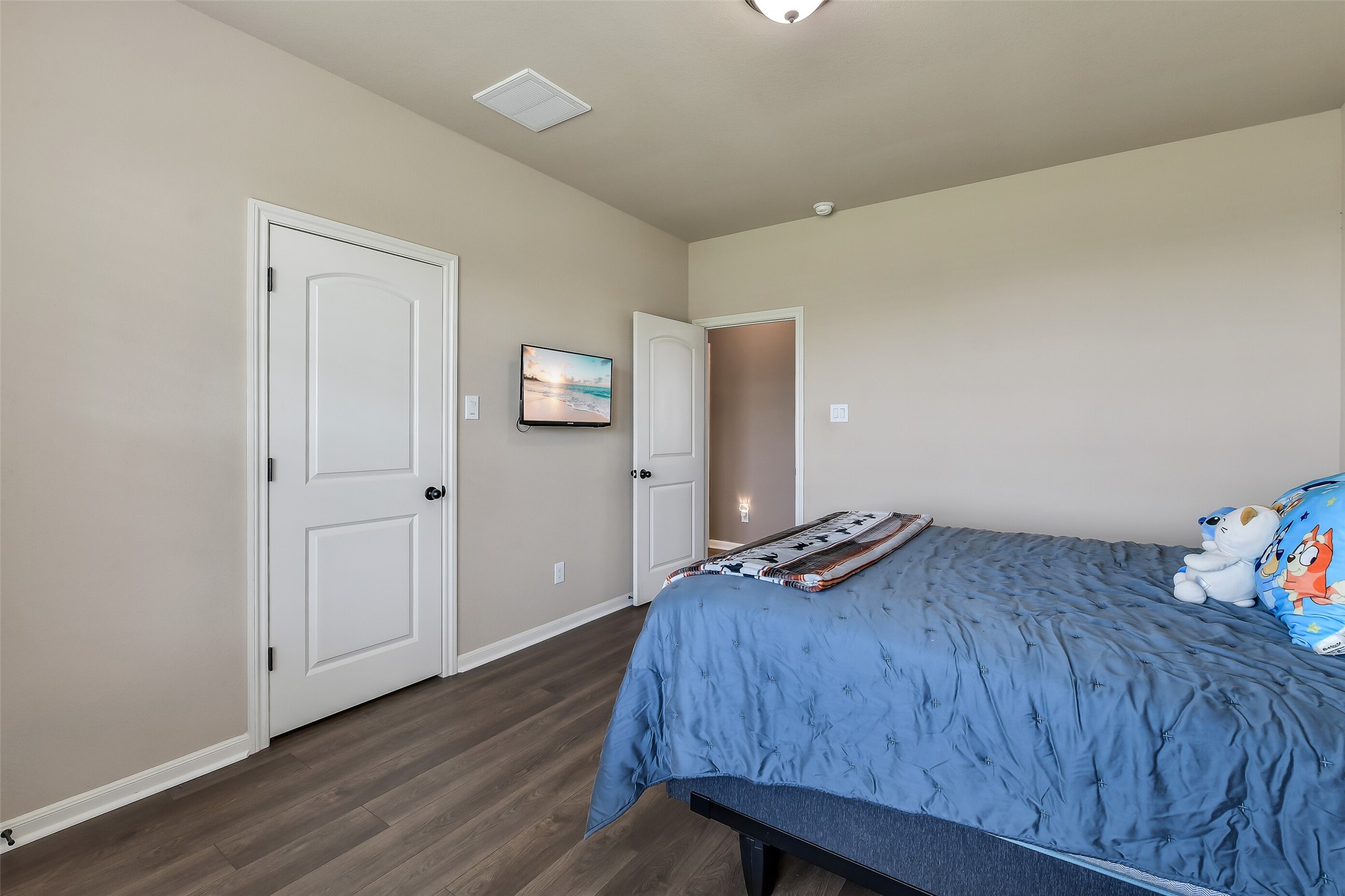 7829 N Humble Camp Road, Texas City, TX 77539
