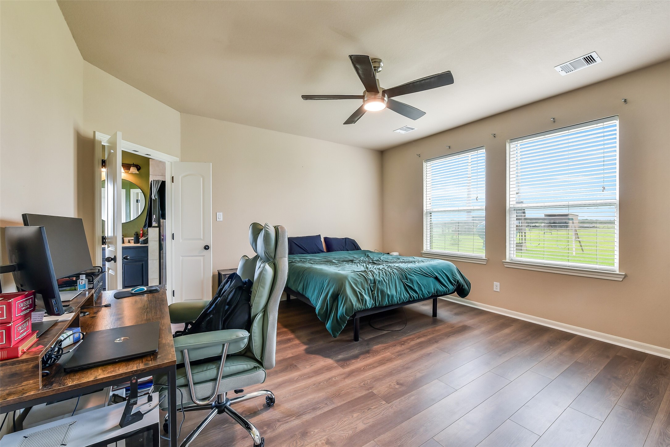 7829 N Humble Camp Road, Texas City, TX 77539