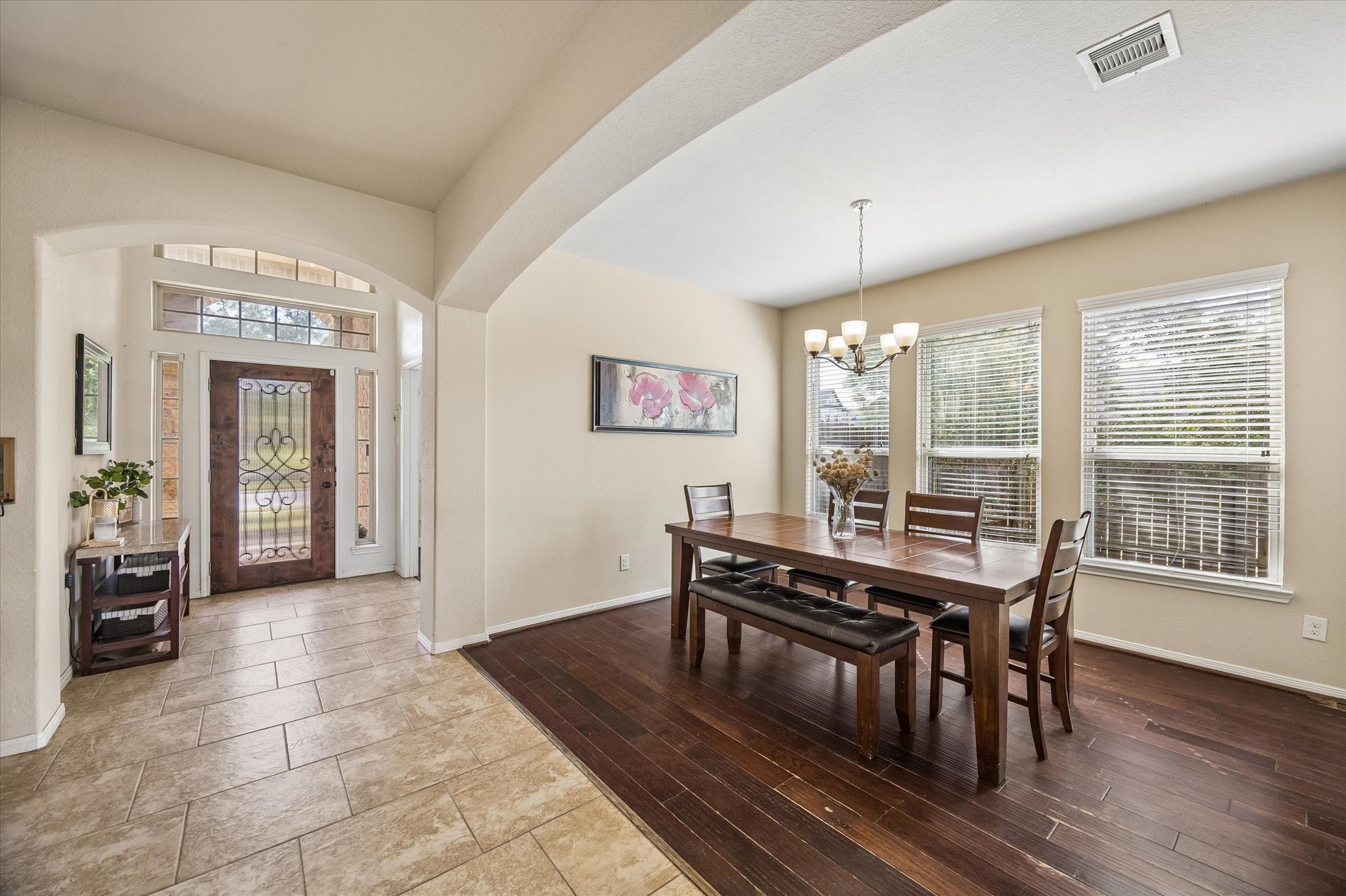 Such a welcoming layout.