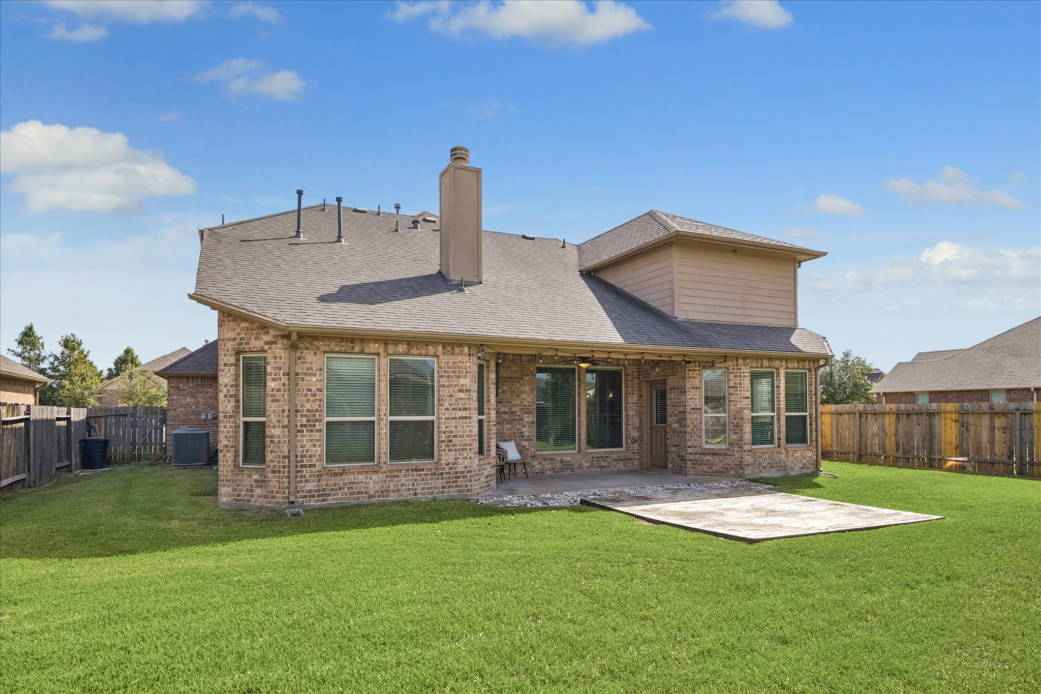 Fantastic backyard with room for a pool!