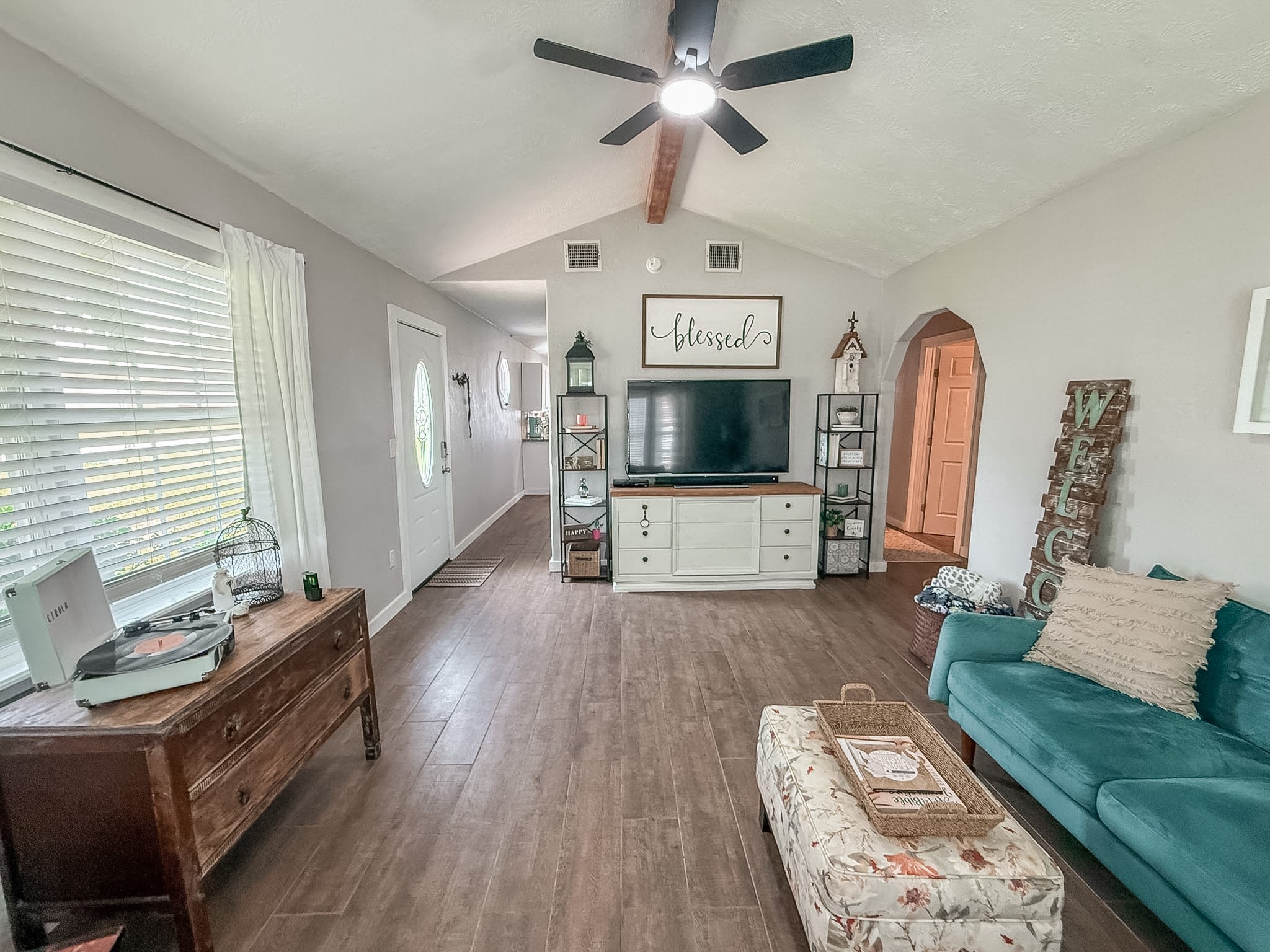 224 Maple Drive, Hitchcock, TX 77563 224 Maple Drive, Hitchcock, TX 77563
