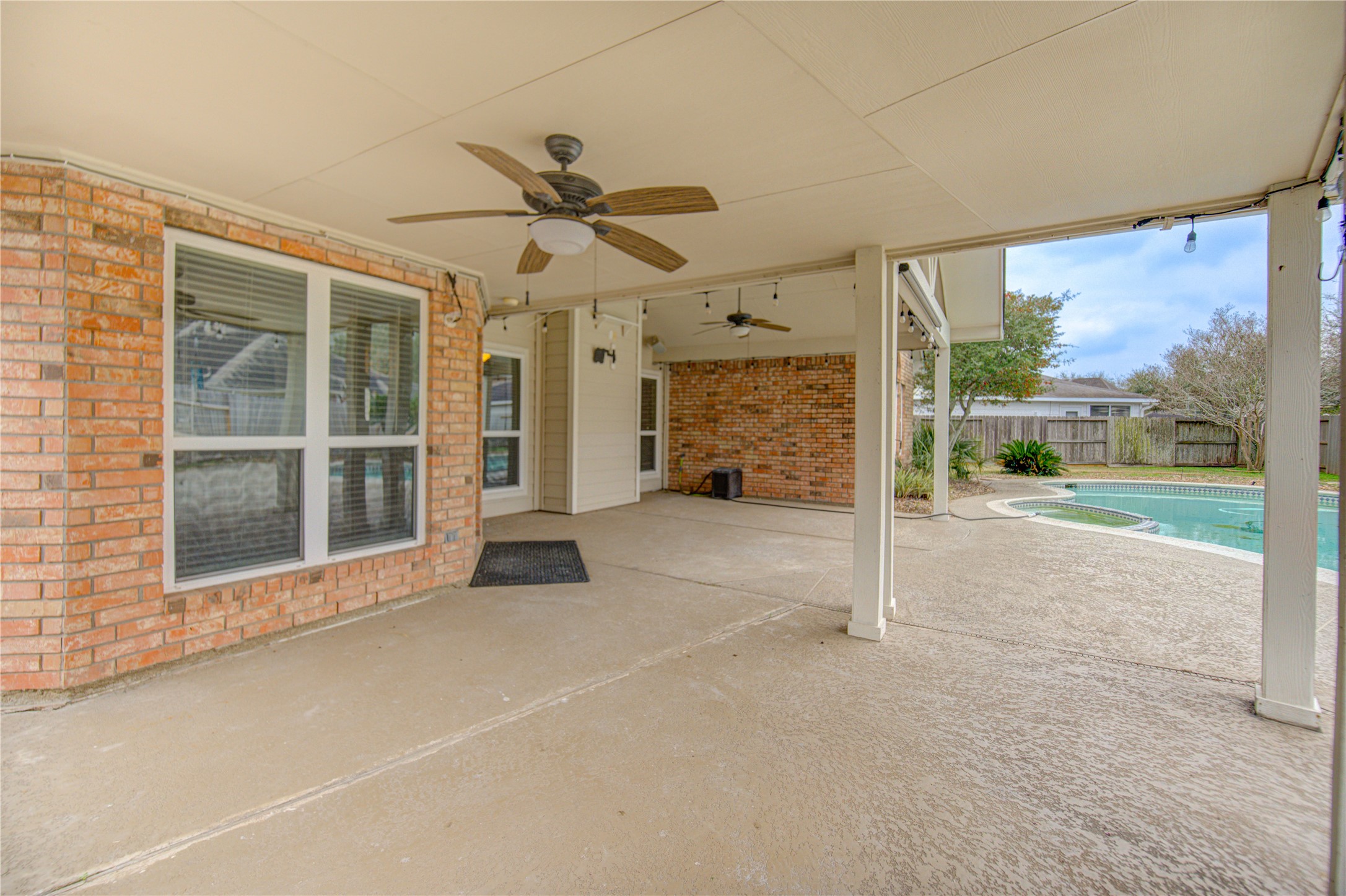 1730 Monvale Lane, Sugar Land, TX 77479
