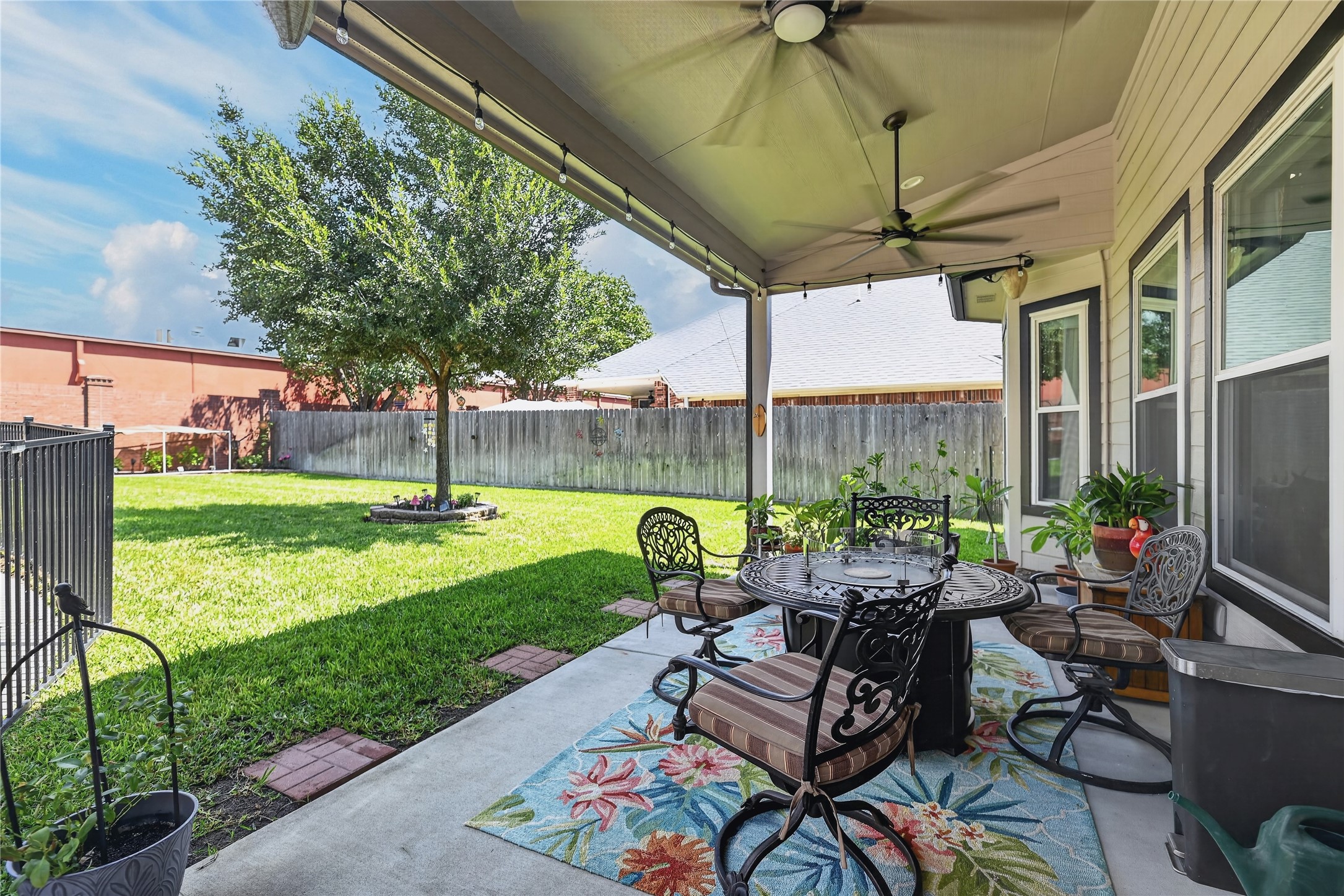 13638 Lakeside Place Drive, Willis, TX 77318
