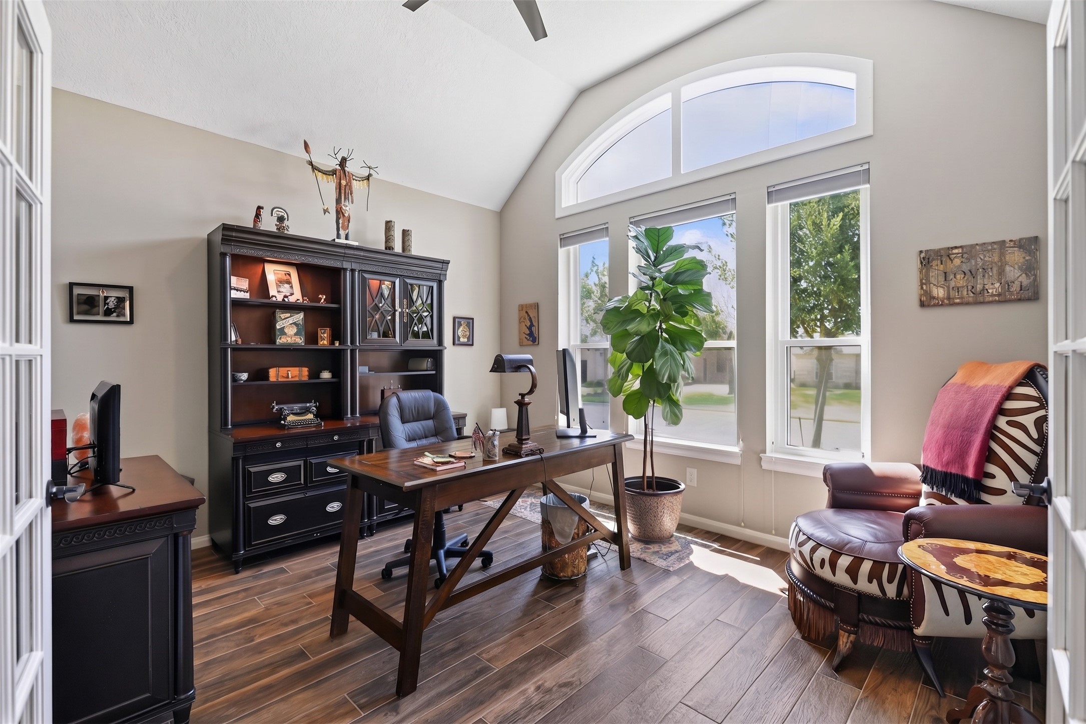 13638 Lakeside Place Drive, Willis, TX 77318