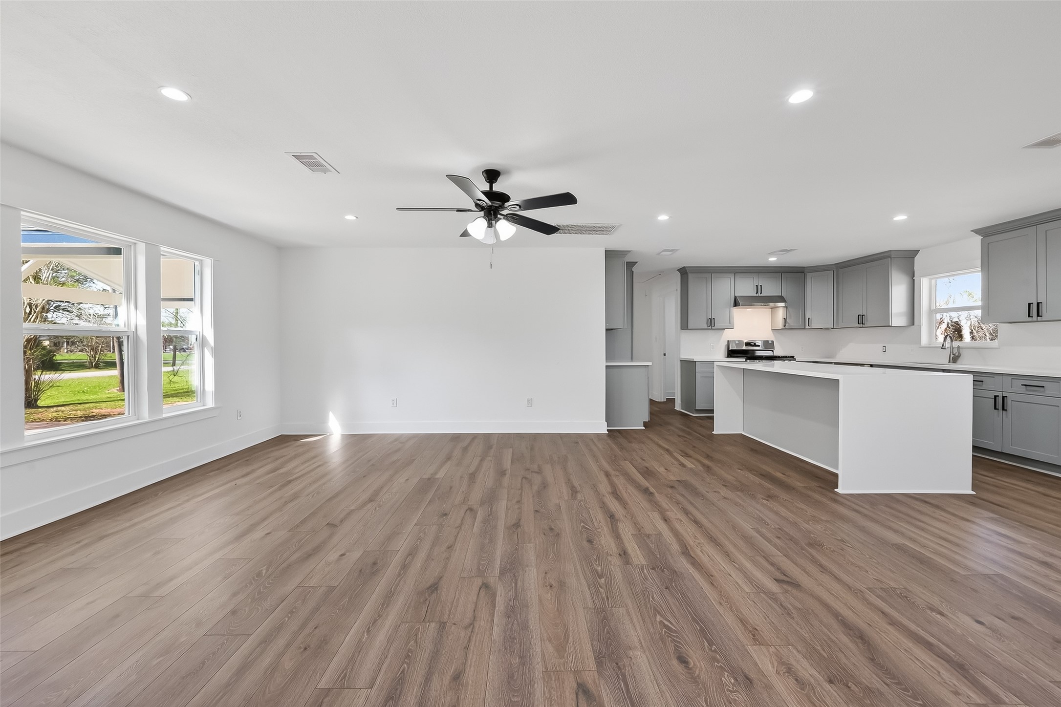 2311 8th Street, Liverpool, TX 77577