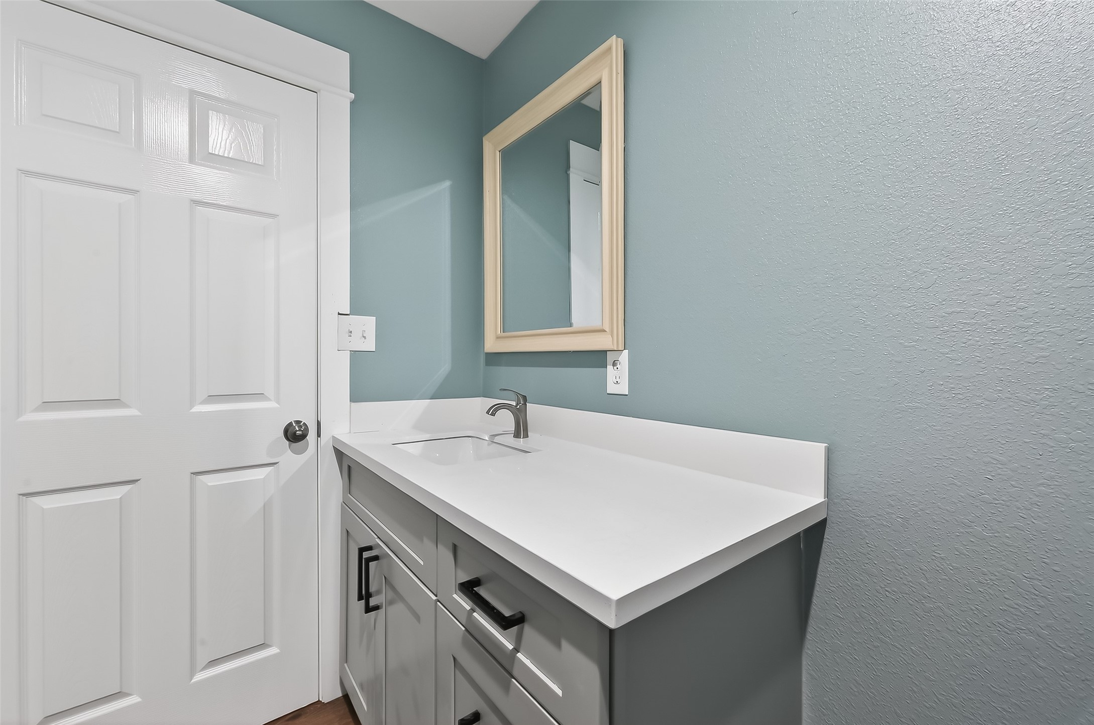 2311 8th Street, Liverpool, TX 77577