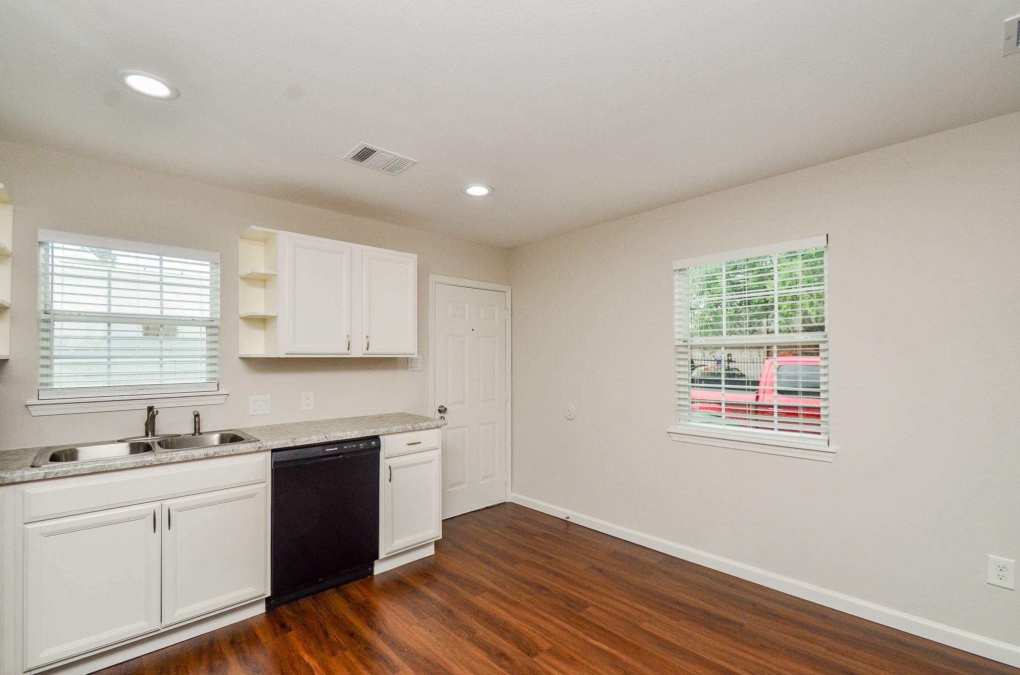 6425 Sidney Street, Houston, TX 77021
