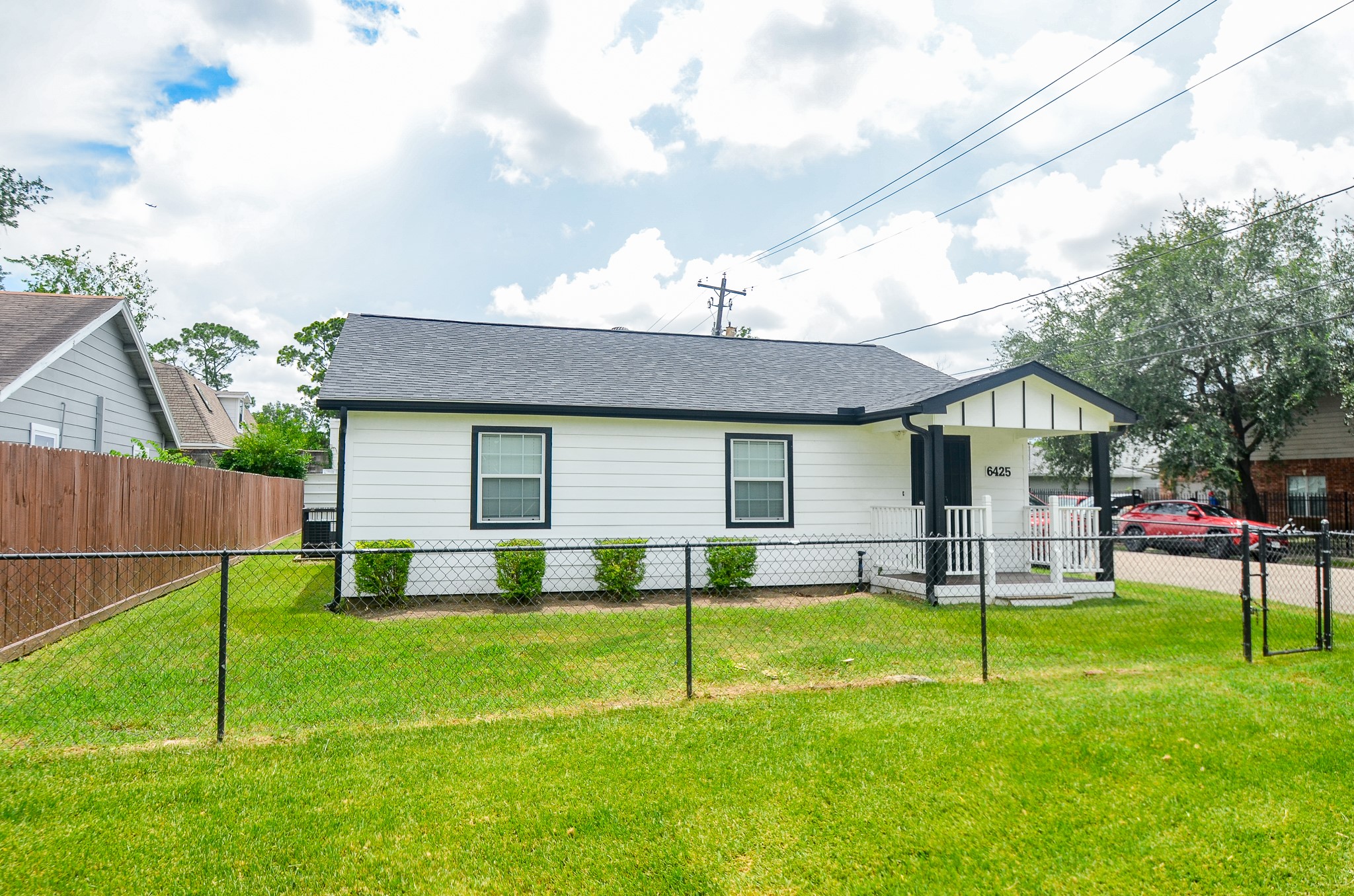 6425 Sidney Street, Houston, TX 77021