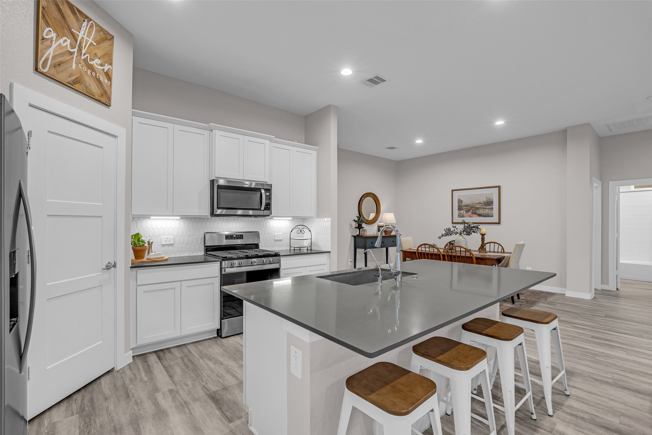 1569 Oakdale Crest Drive, Montgomery, TX 77316