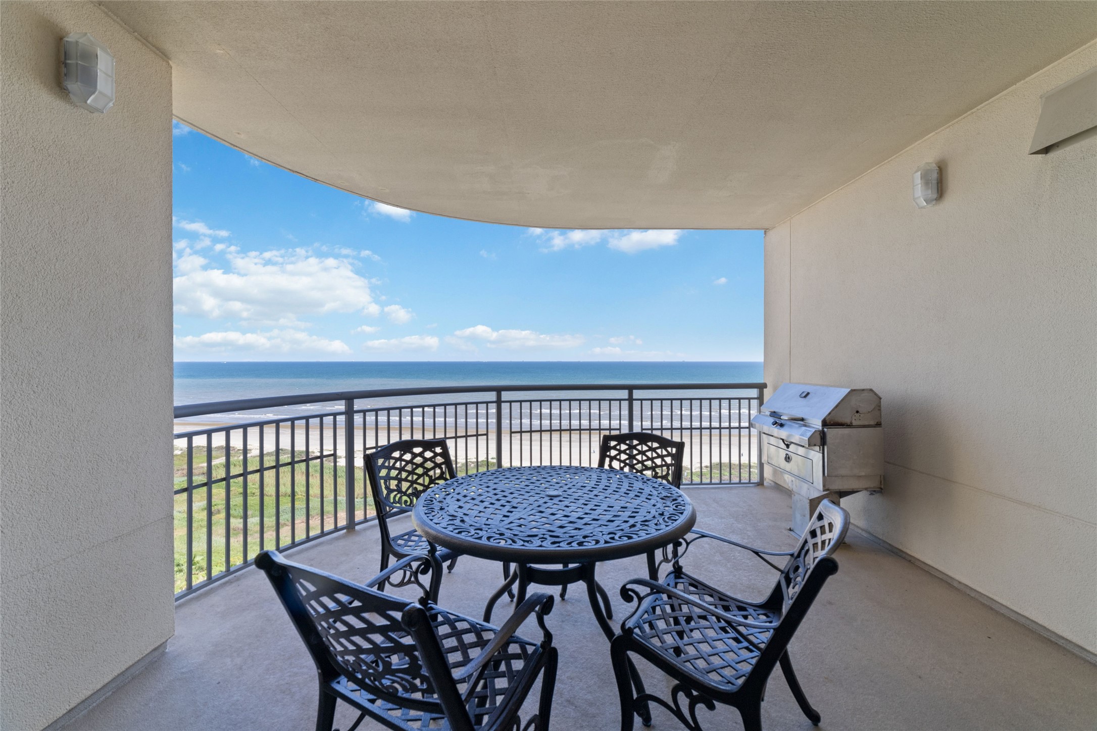 801 E Beach Drive, #TW1004, Galveston, TX 77550 801 E Beach Drive, #TW1004, Galveston, TX 77550