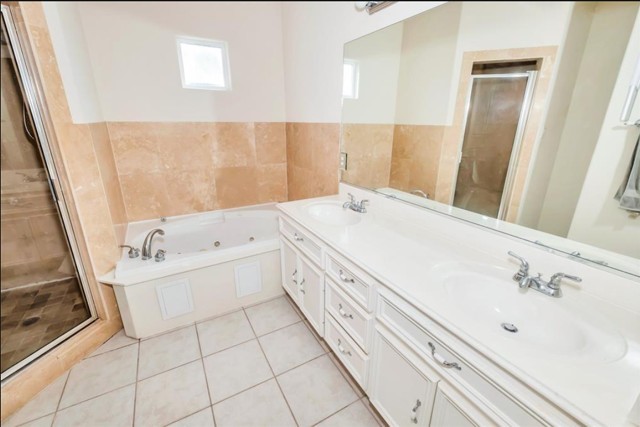 3011 Houston Avenue, #B, Houston, TX 77009