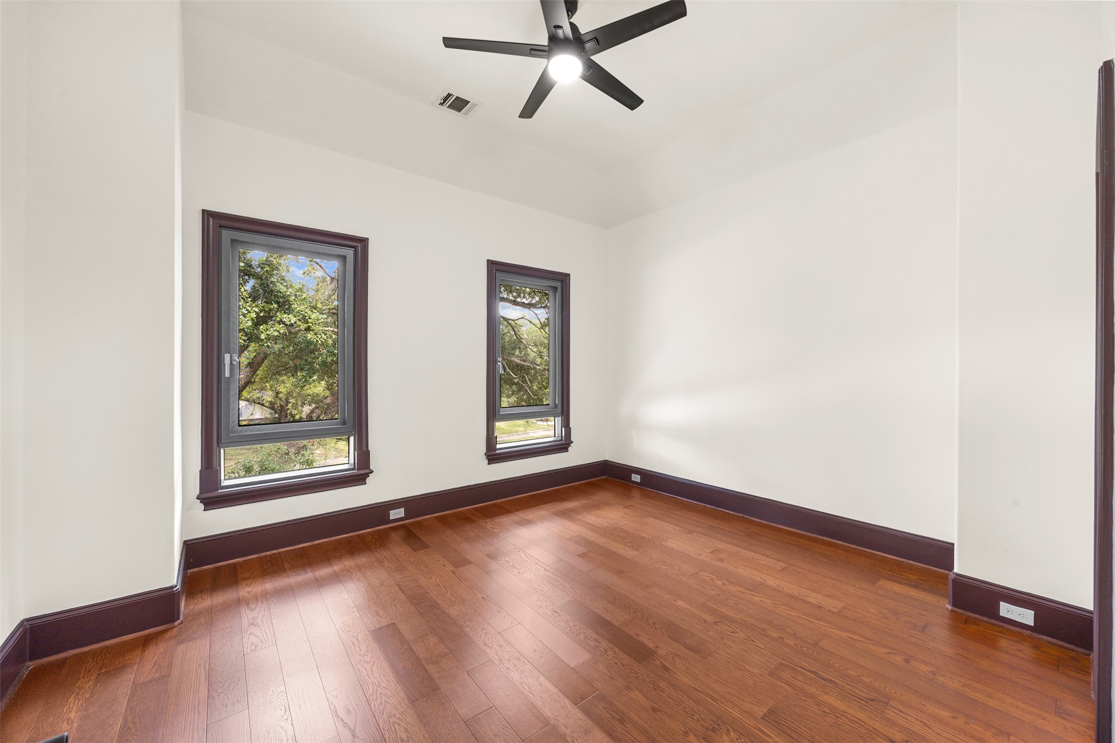 4839 Jason Street, Houston, TX 77096