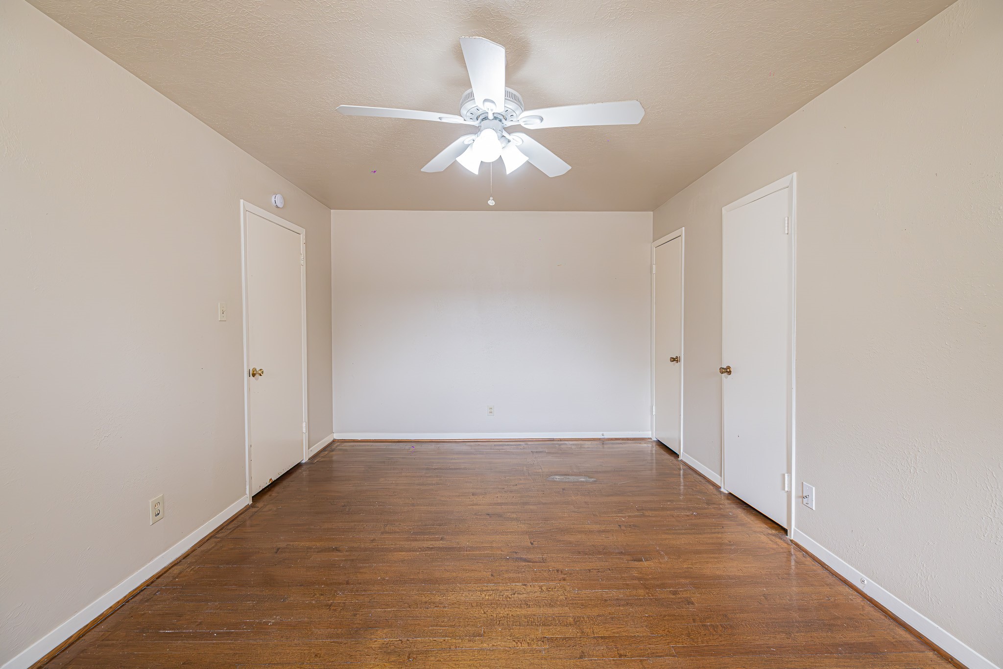 607 Yorkshire Avenue, Pasadena, TX 77503