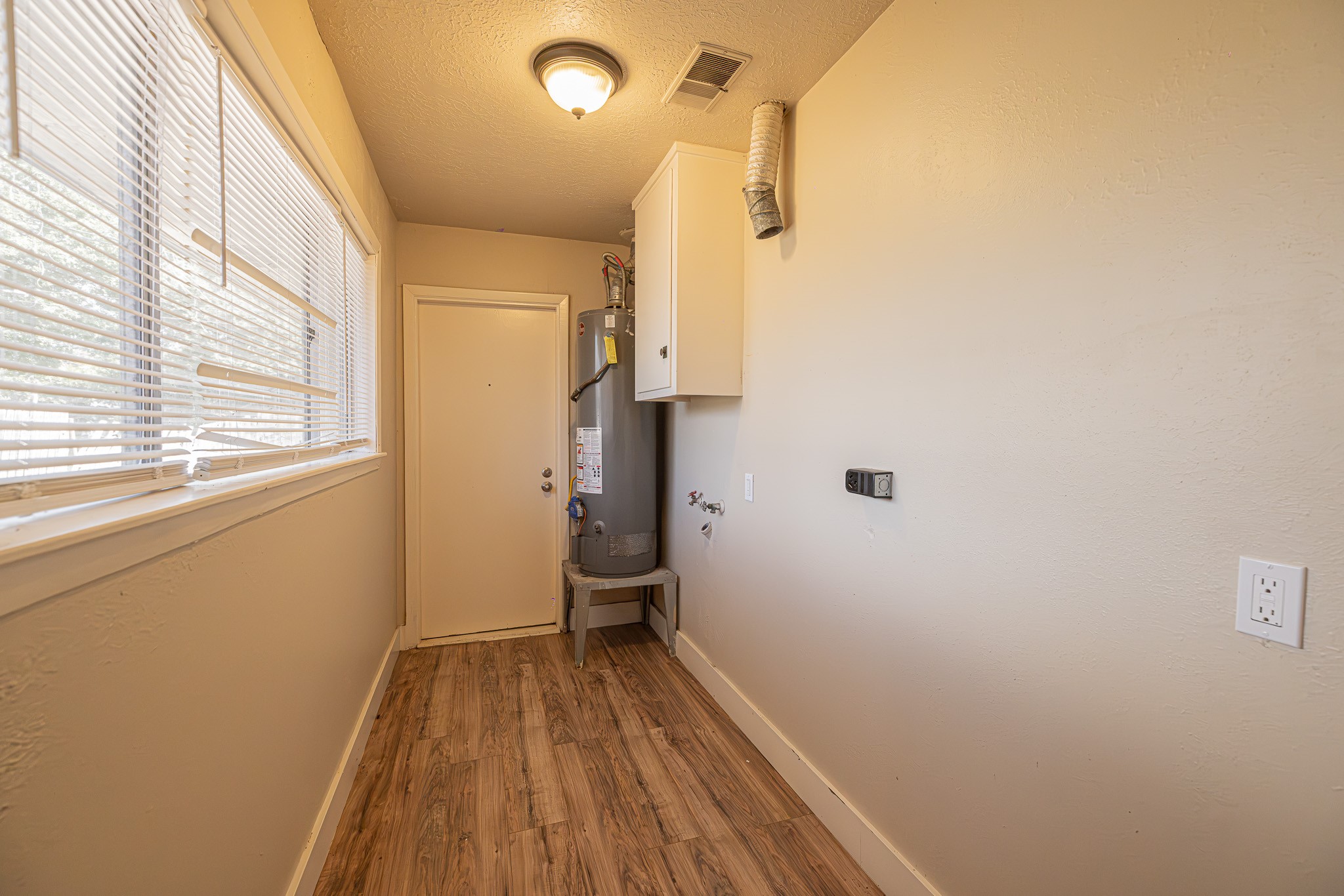 607 Yorkshire Avenue, Pasadena, TX 77503