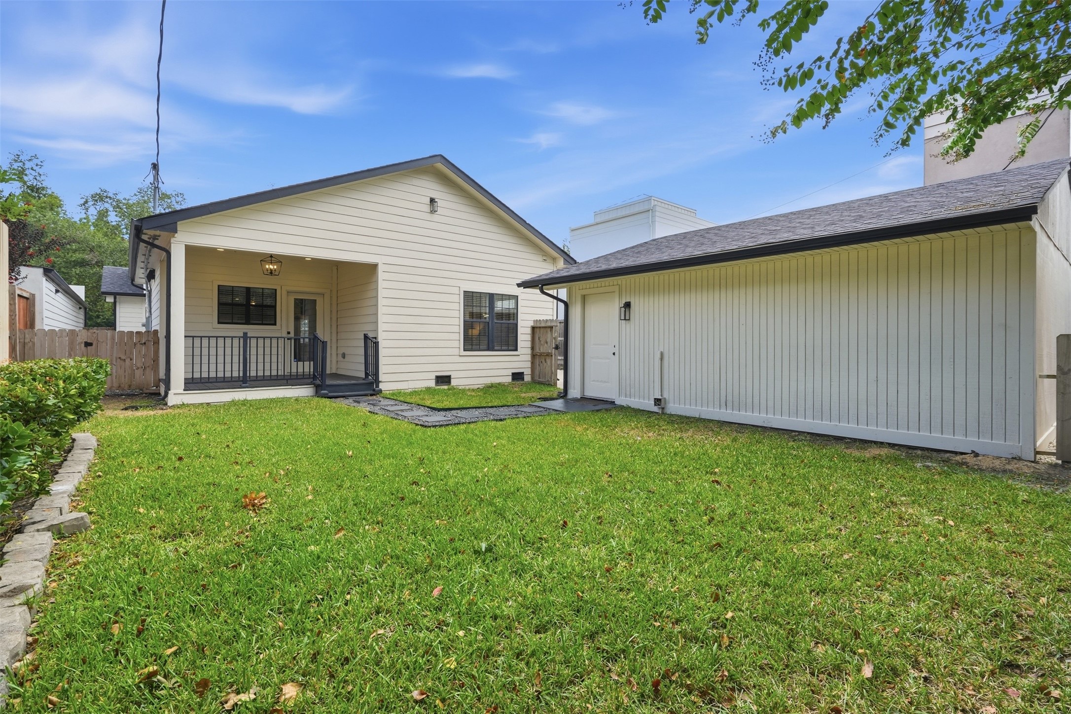 2109 Sul Ross Street, Houston, TX 77098