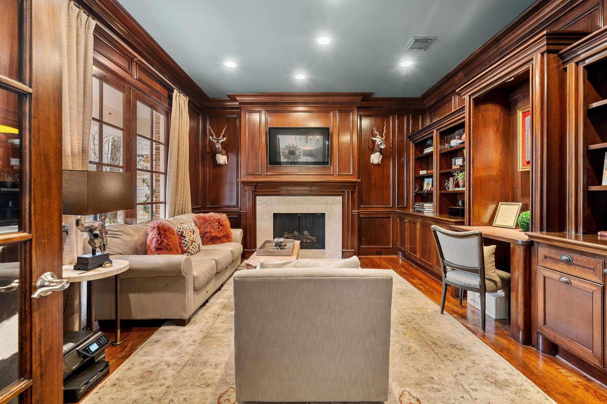 11910 Longleaf Lane, Houston, TX 77024