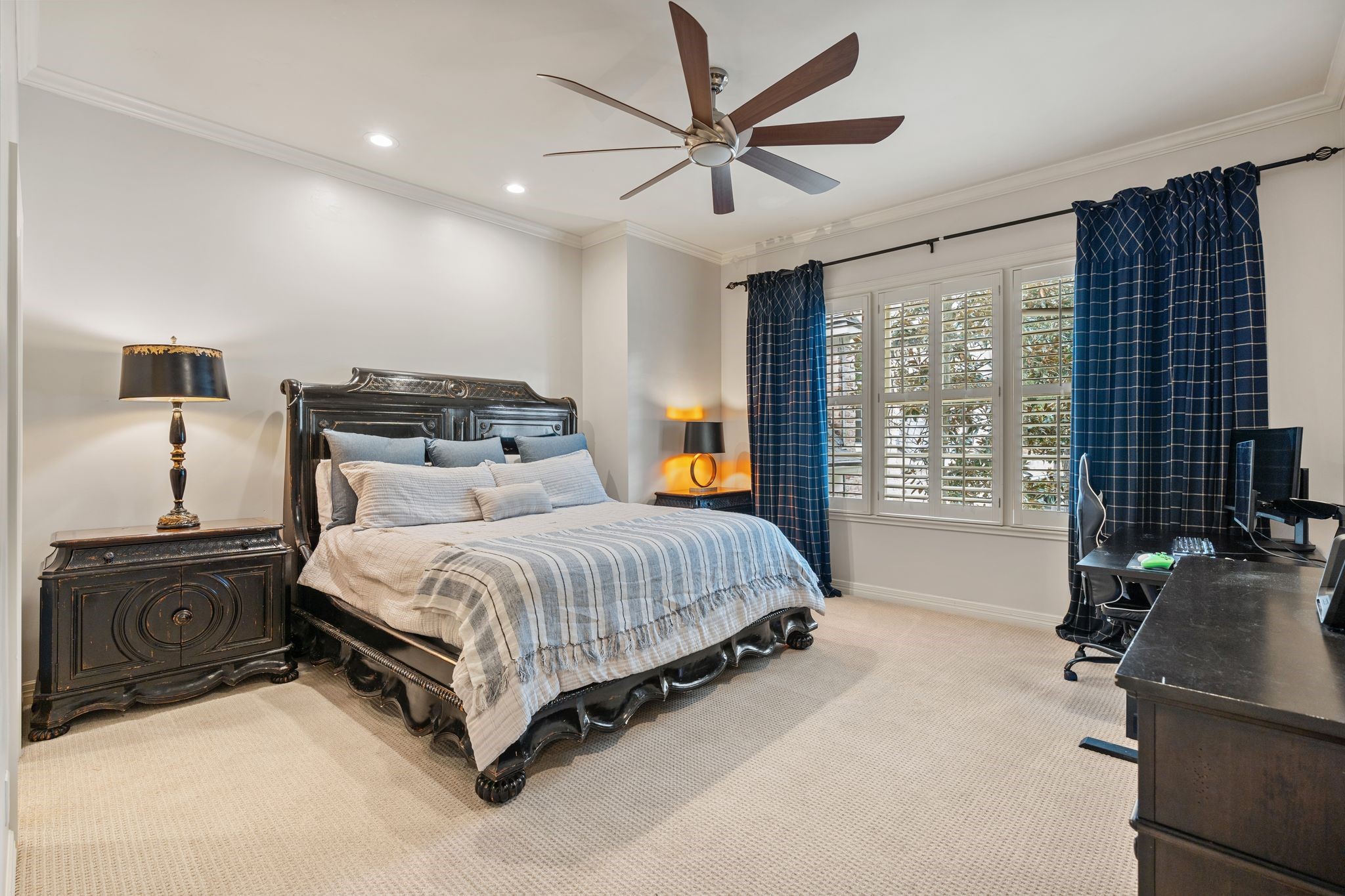 11910 Longleaf Lane, Houston, TX 77024