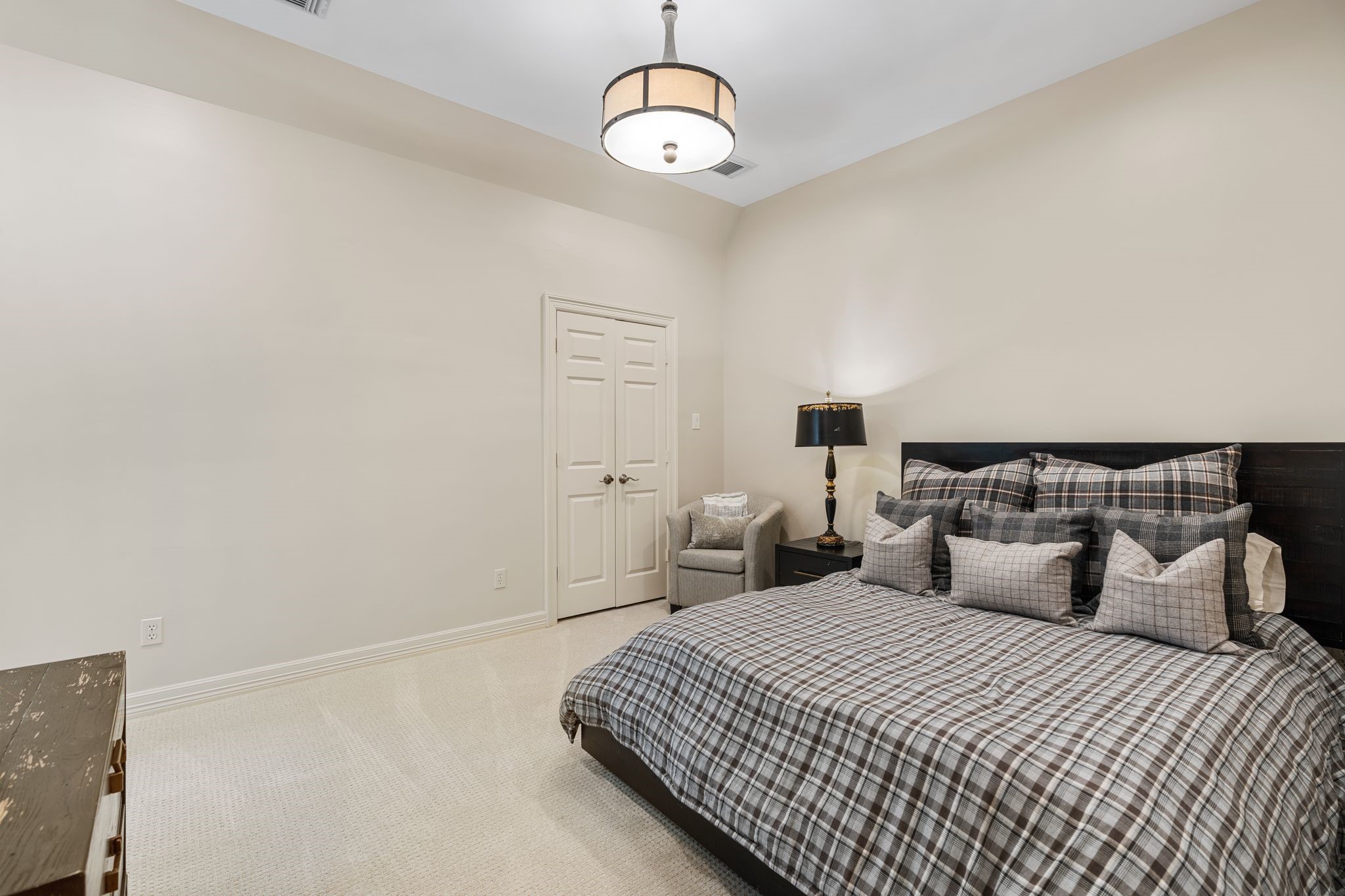 11910 Longleaf Lane, Houston, TX 77024