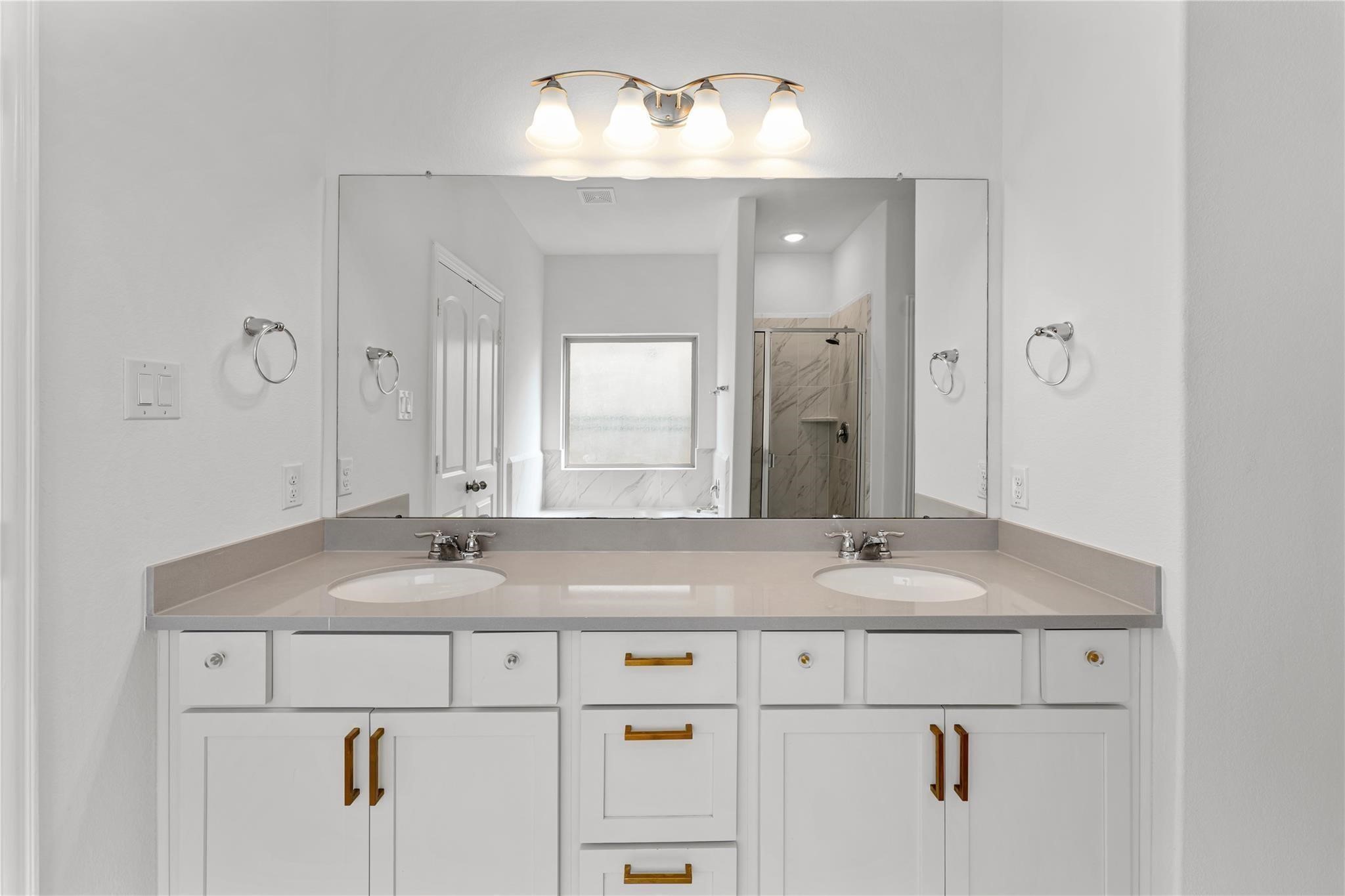 546 Long Beach Bay Drive, Katy, TX 77493