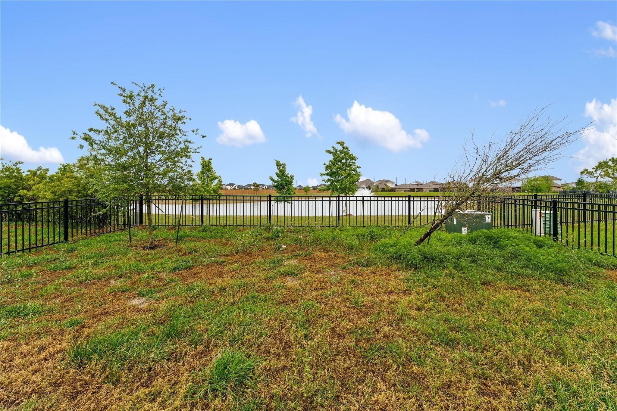 546 Long Beach Bay Drive, Katy, TX 77493