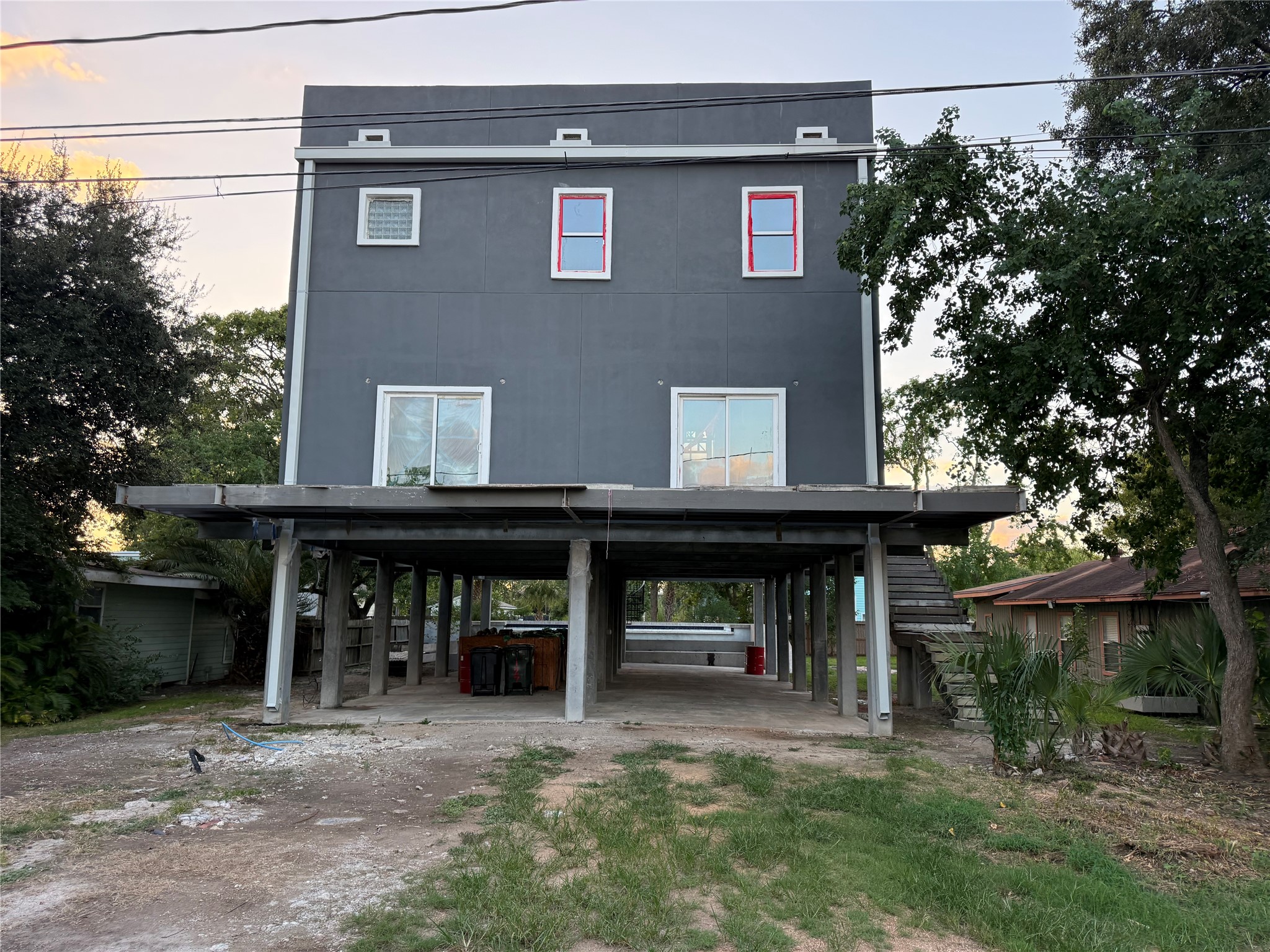 127 5th Street, Dickinson, TX 77539 127 5th Street, Dickinson, TX 77539