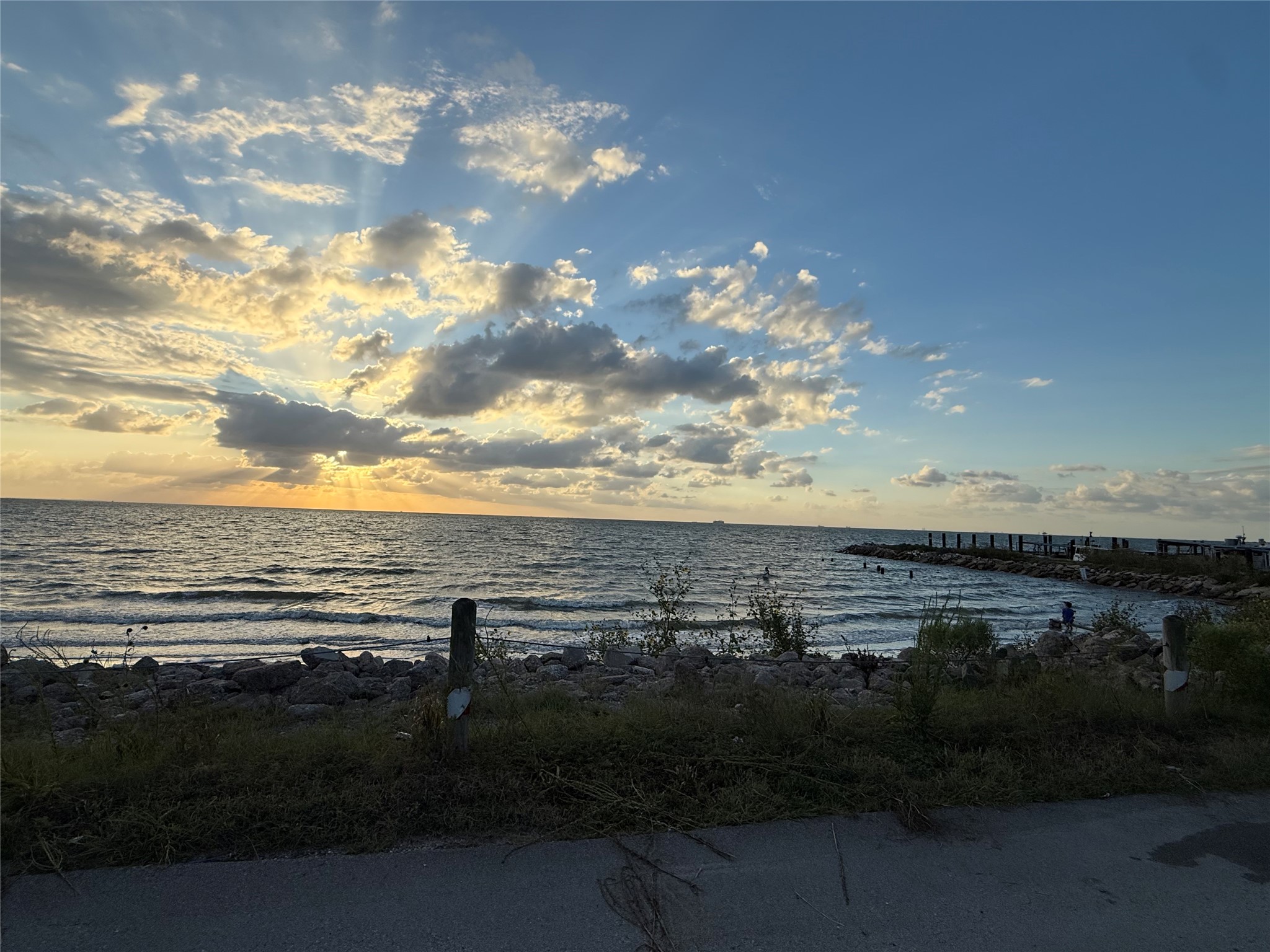 Mooner beach just 5 blocks away