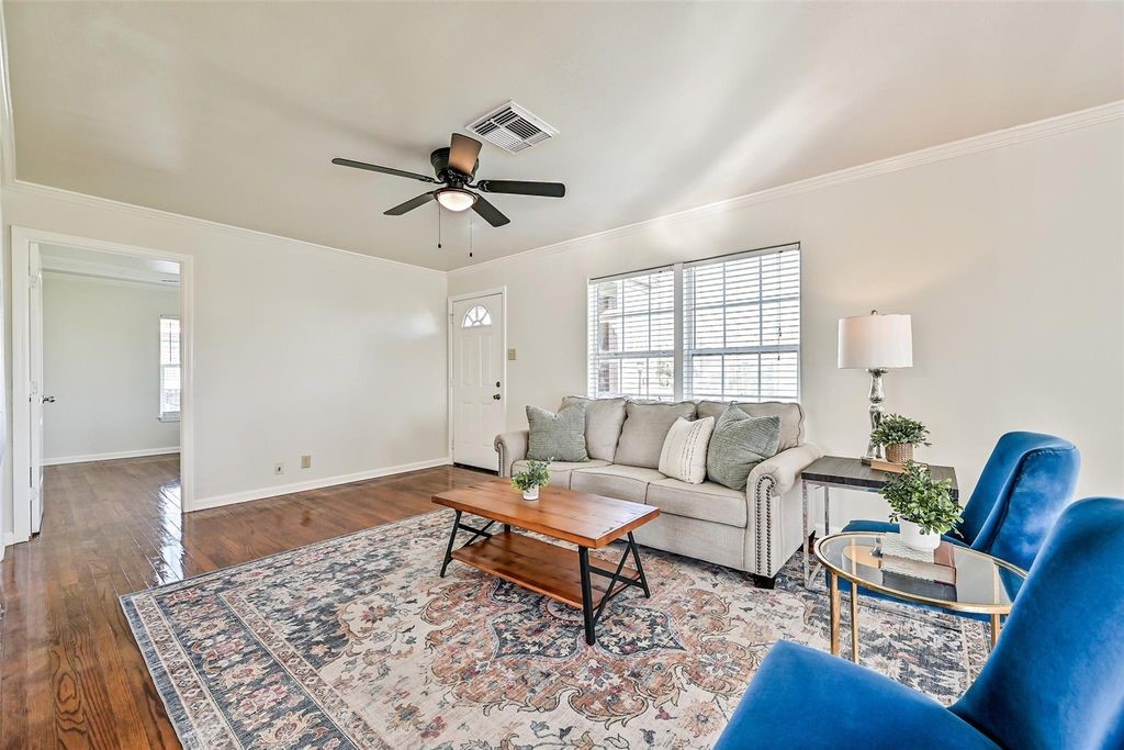 Living area that can accommodate any layout.