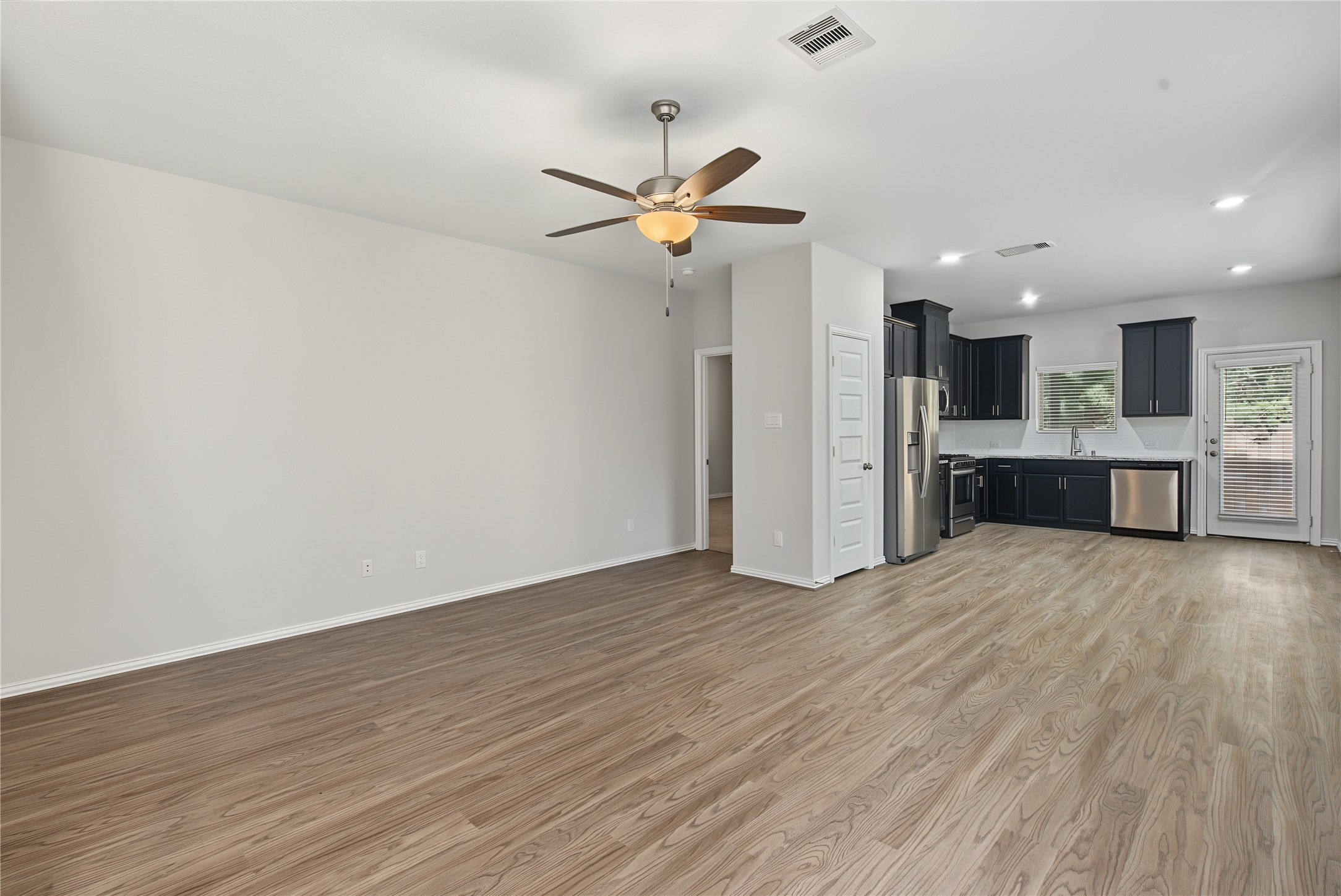 107 Silver Sky Court, Conroe, TX 77304
