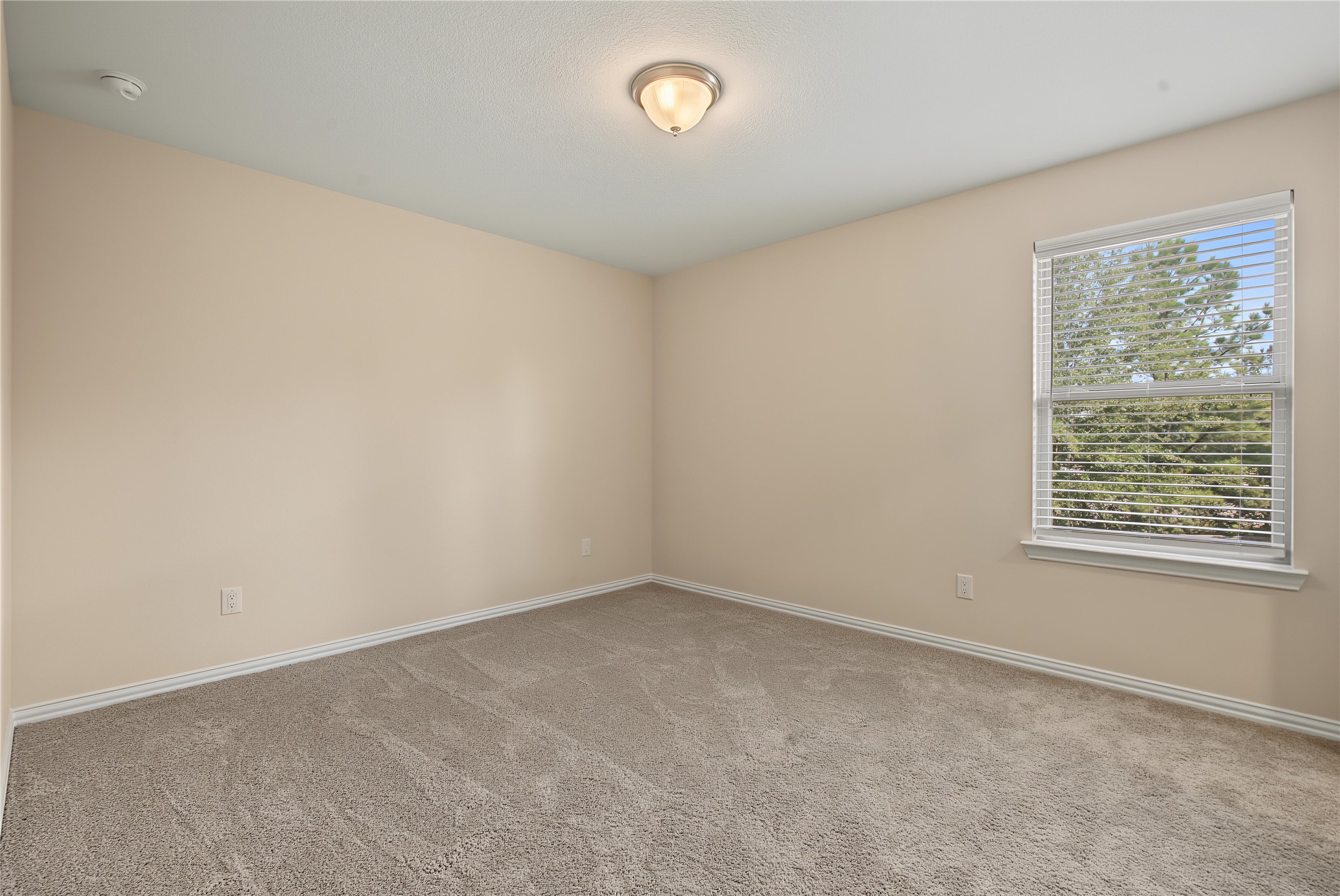 107 Silver Sky Court, Conroe, TX 77304