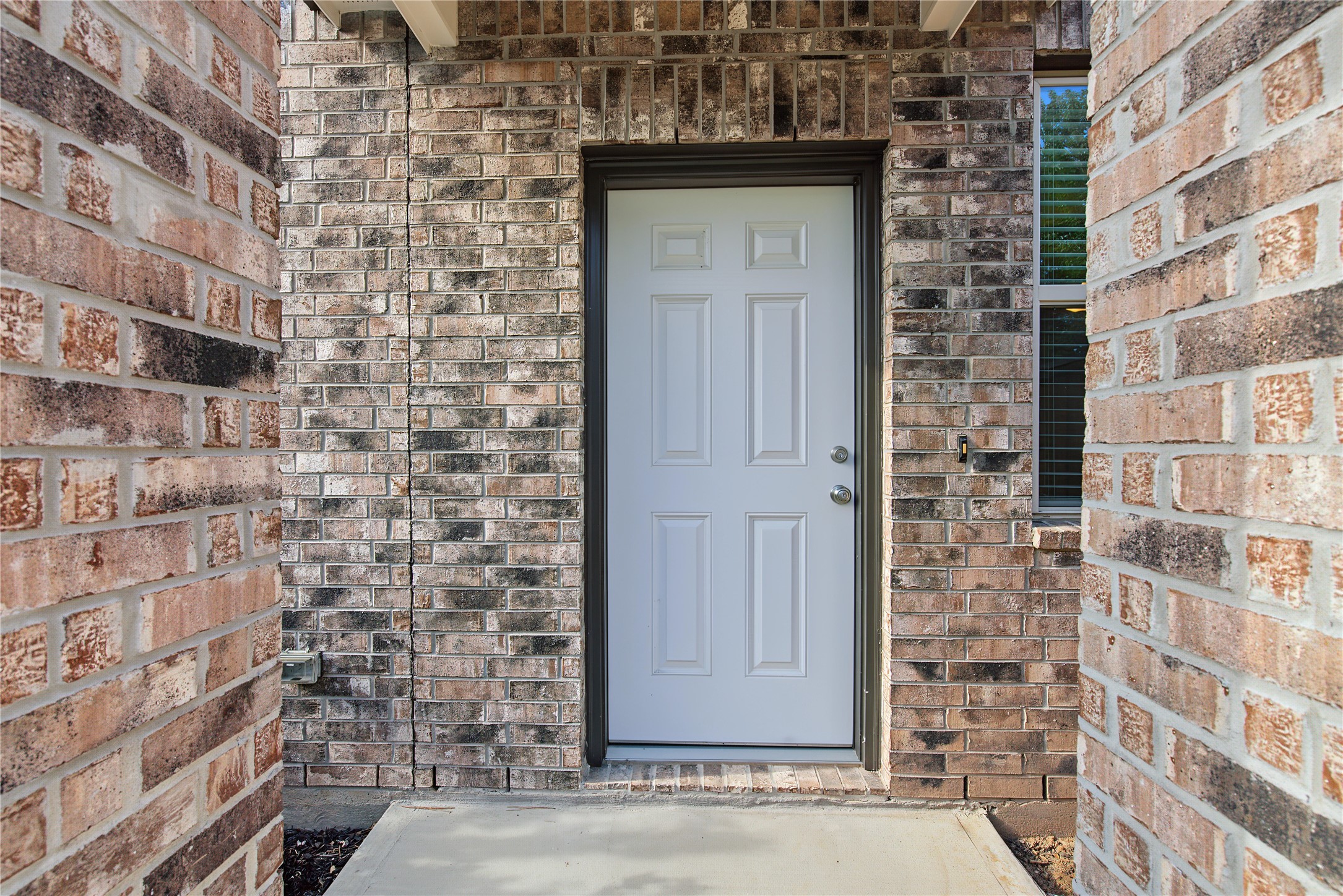 107 Silver Sky Court, Conroe, TX 77304