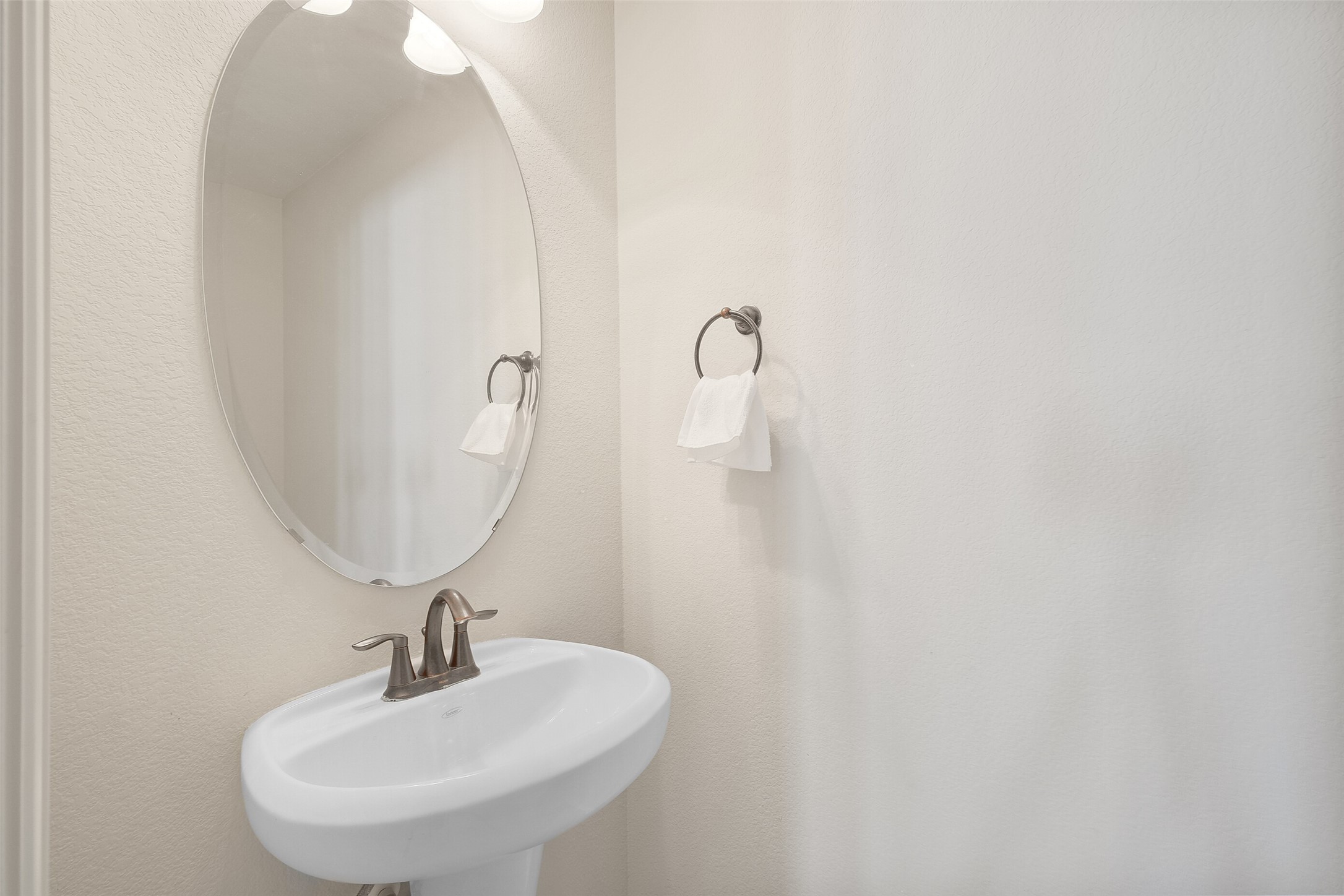 Half Bath connected to Gameroom
