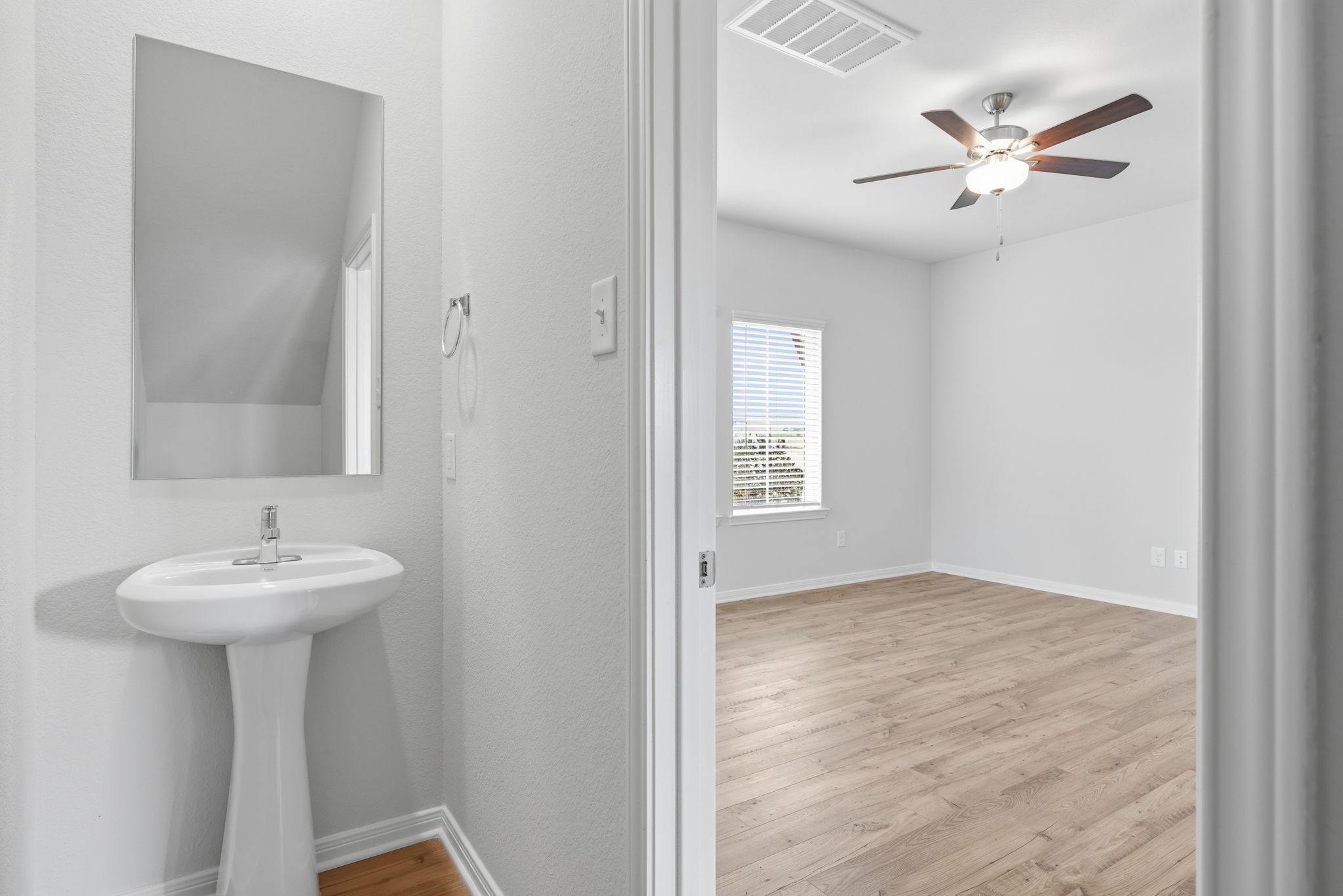 23051 Glory Orchid Drive, Hockley, TX 77447