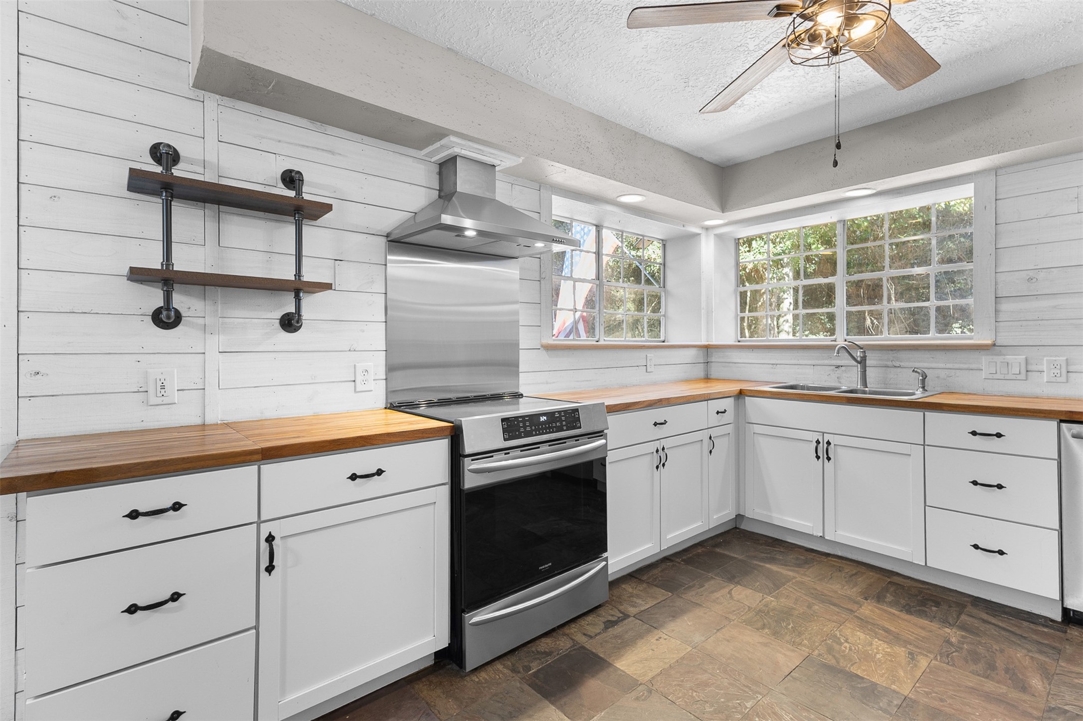 15303 Stagecoach Road, Stagecoach, TX 77355