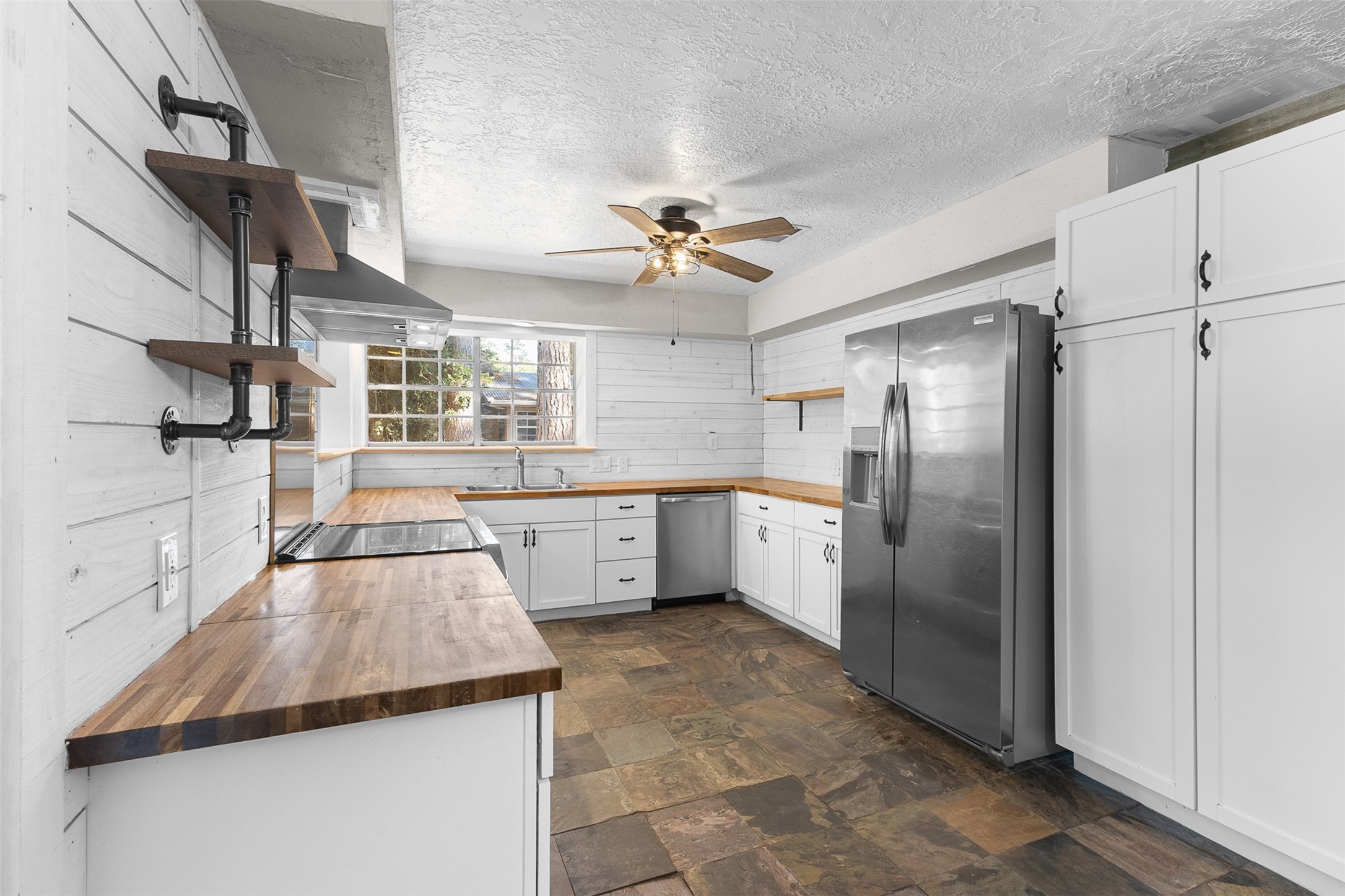 15303 Stagecoach Road, Stagecoach, TX 77355