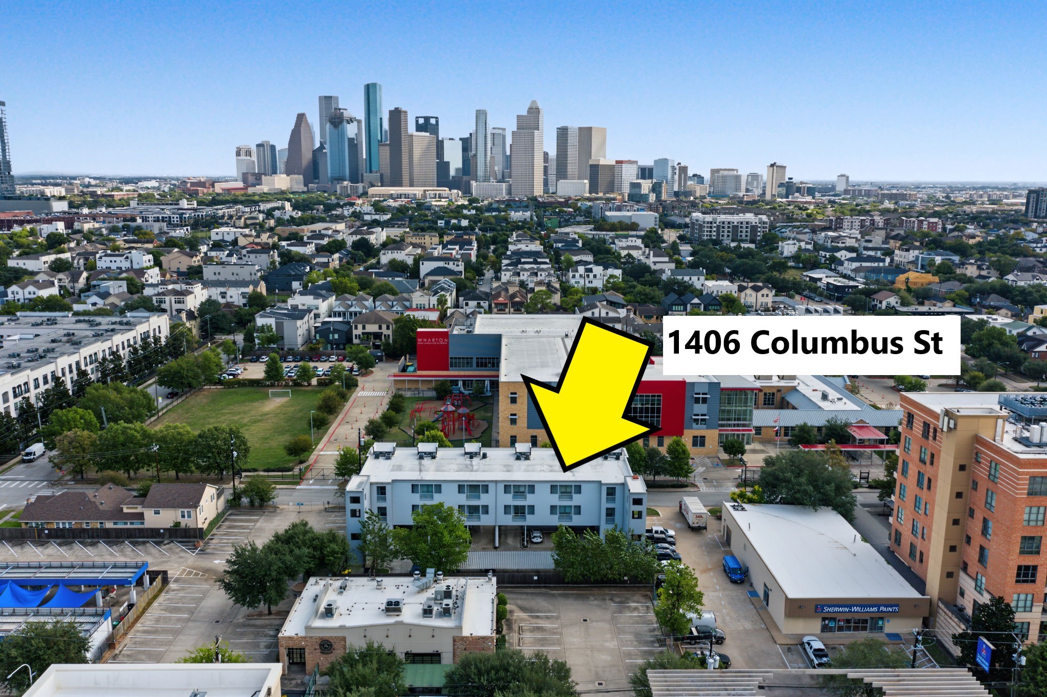 City Living at Your Doorstep! Enjoy Houston's urban lifestyle with Downtown just minutes away! Perfectly positioned near the vibrant Montrose, Midtown, and River Oaks neighborhoods, this location puts world-class dining, shopping, entertainment, museums, and cultural attractions within easy reach. Experience the excitement of city living while enjoying the charm of an established neighborhood! City Living at Your Doorstep! Enjoy Houston's urban lifestyle with Downtown just minutes away! Perfectly positioned near the vibrant Montrose, Midtown, and River Oaks neighborhoods, this location puts world-class dining, shopping, entertainment, museums, and cultural attractions within easy reach. Experience the excitement of city living while enjoying the charm of an established neighborhood!